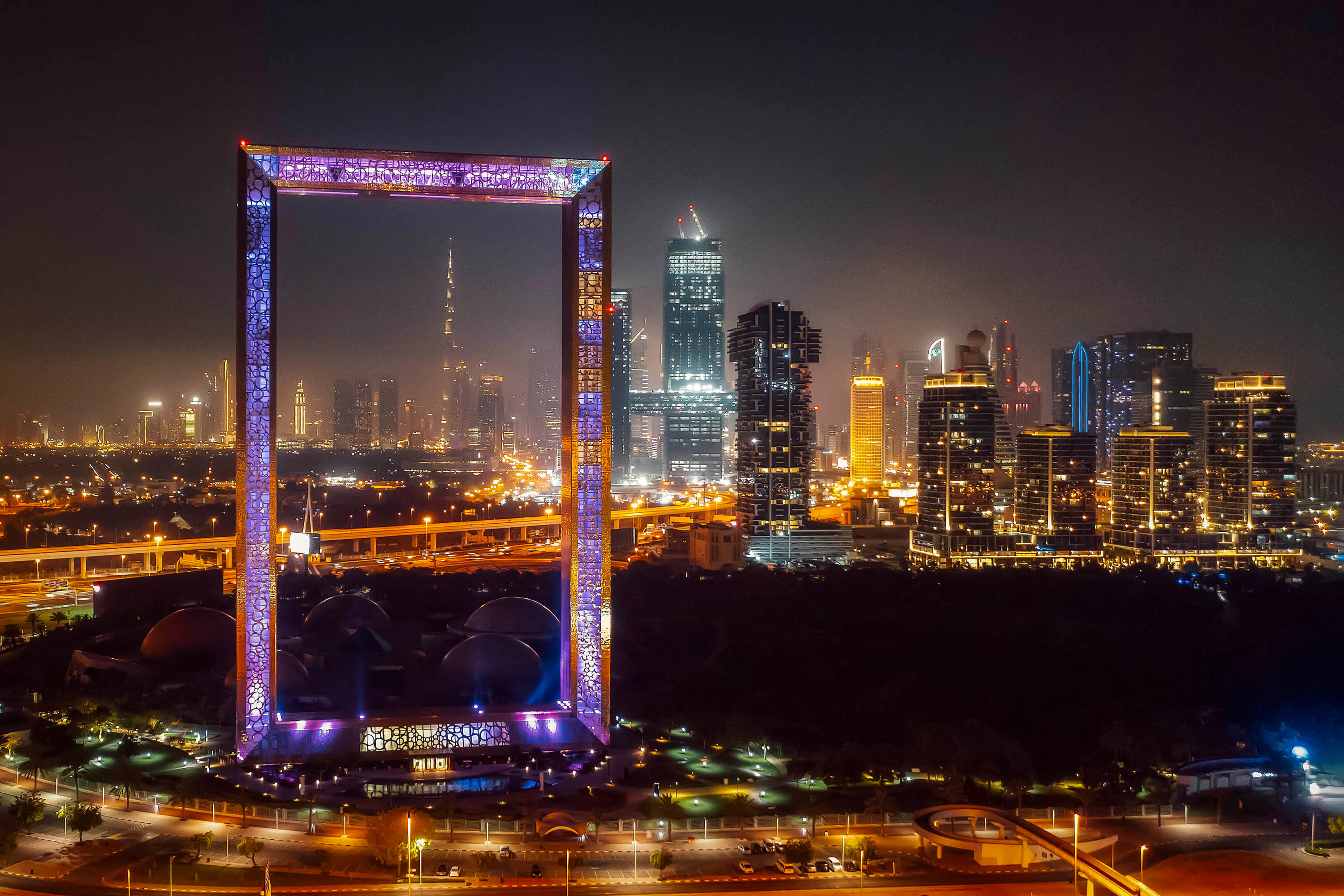 Dubai Frame Tour with Audio Guide