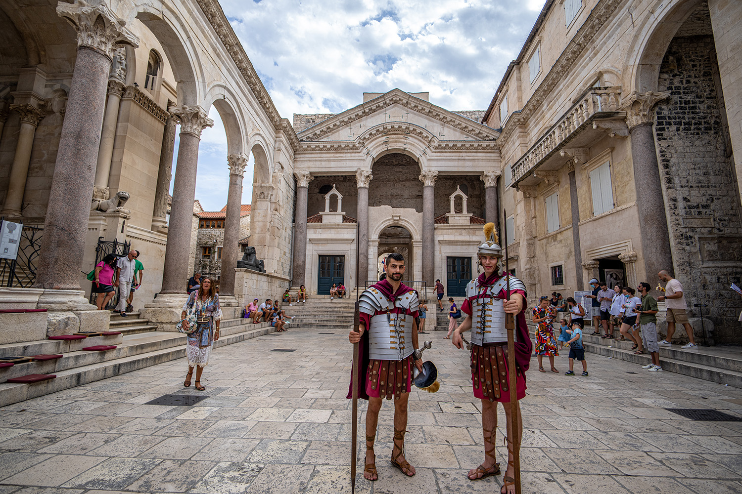 Evening Group Walking Tour - Split Old City Diocletian's Palace - Photo 4