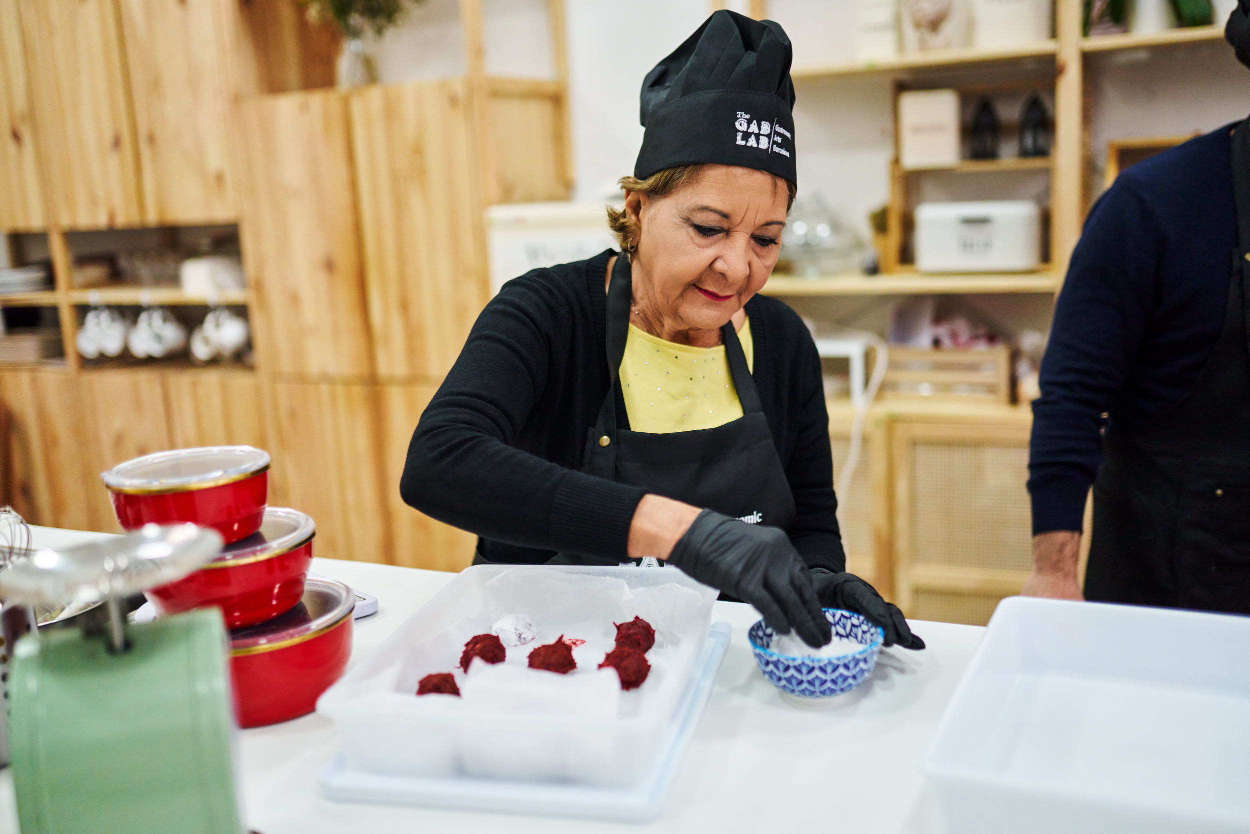 Sweet Escape: Bake & Take Workshop - Photo 7