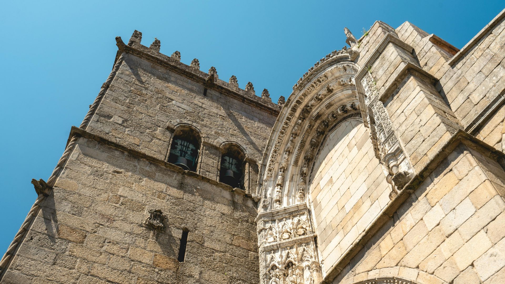 Guimarães & Braga Small Group Tour with Lunch and All Tickets Included - Photo 8