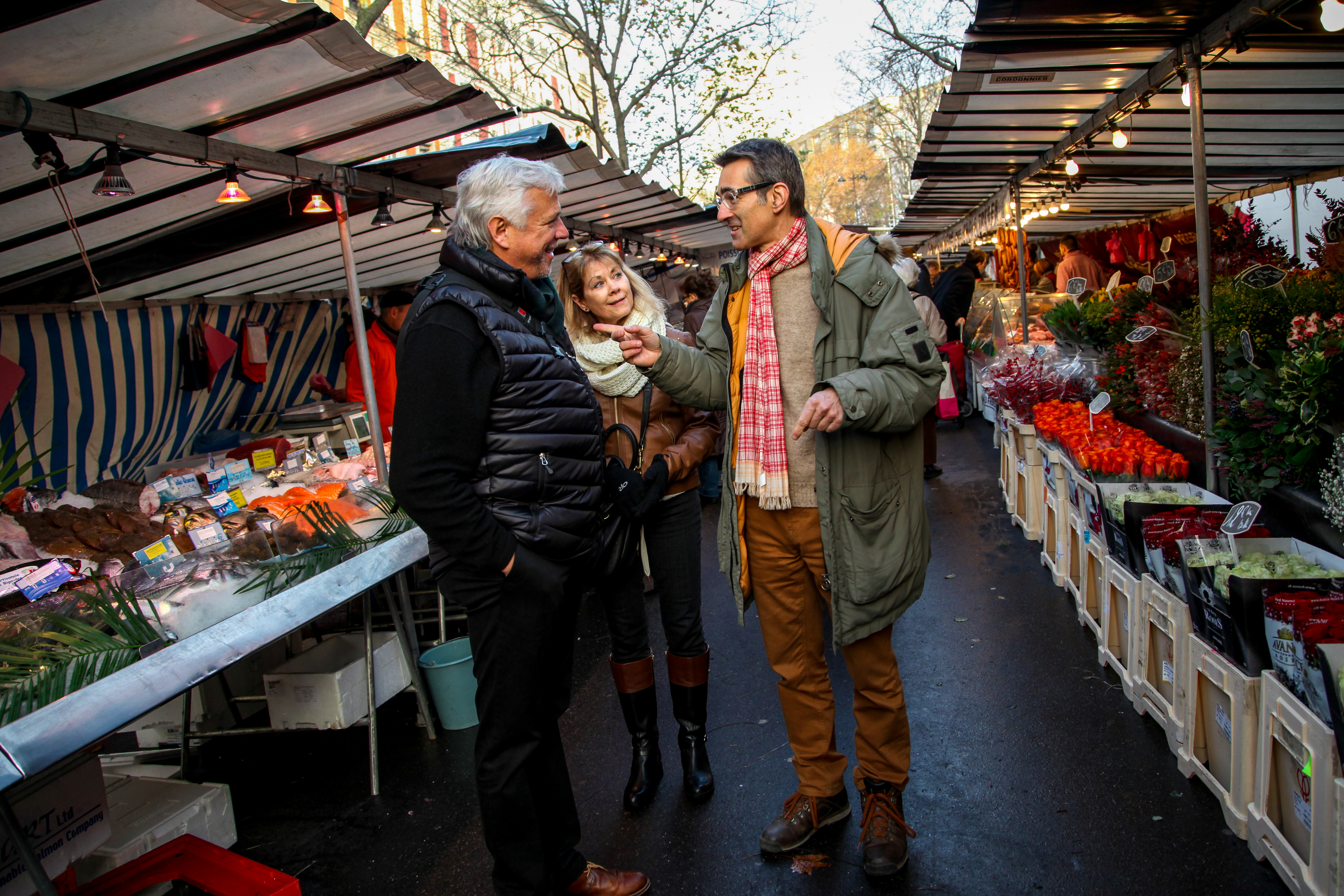 Traditional Christmas Dinner Cooking Class with Market Visit – Image 3 | WeShare