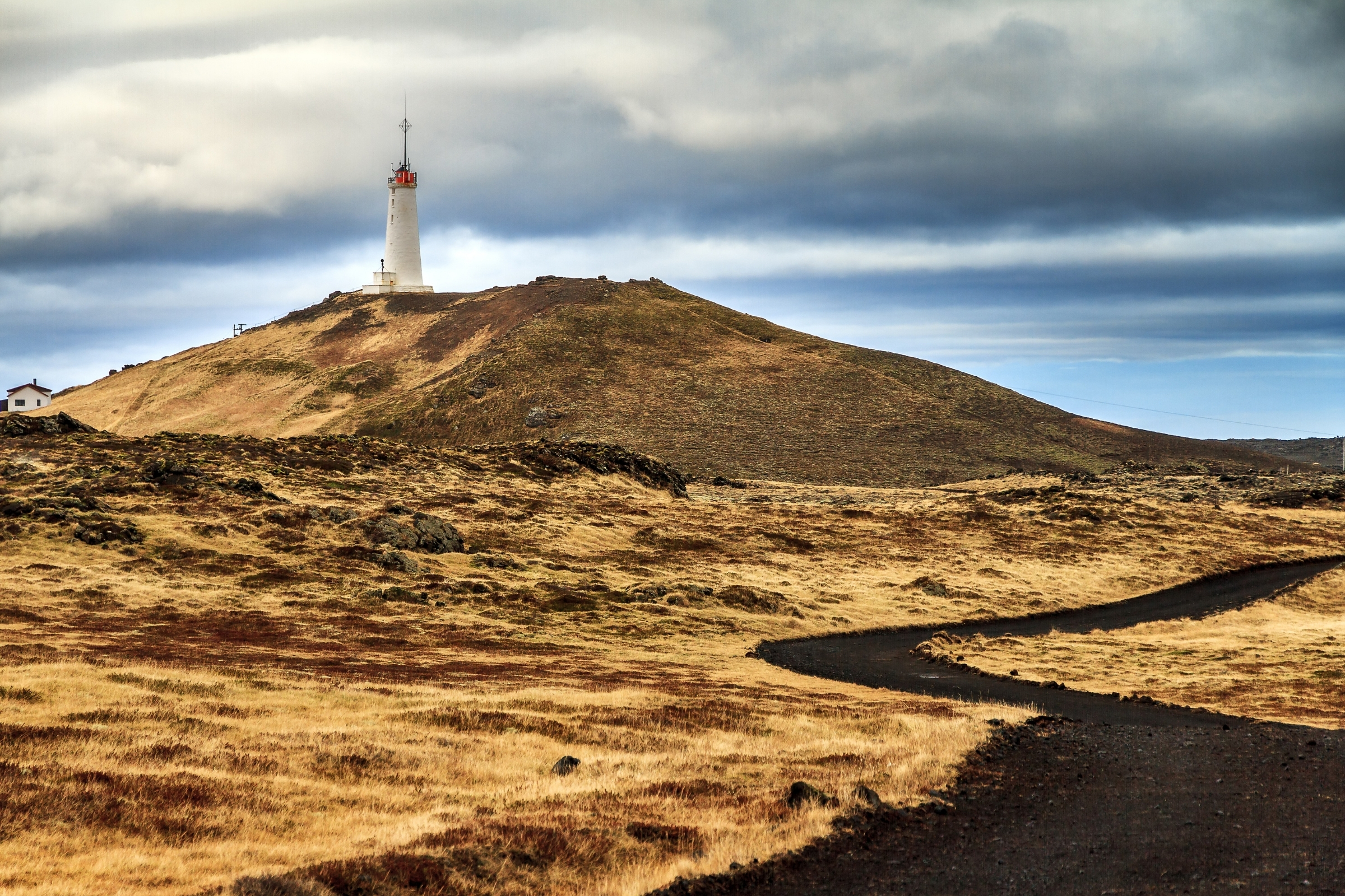 Keflavík to Reykjavík - private tour with Reykjanes Peninsula & Blue Lagoon