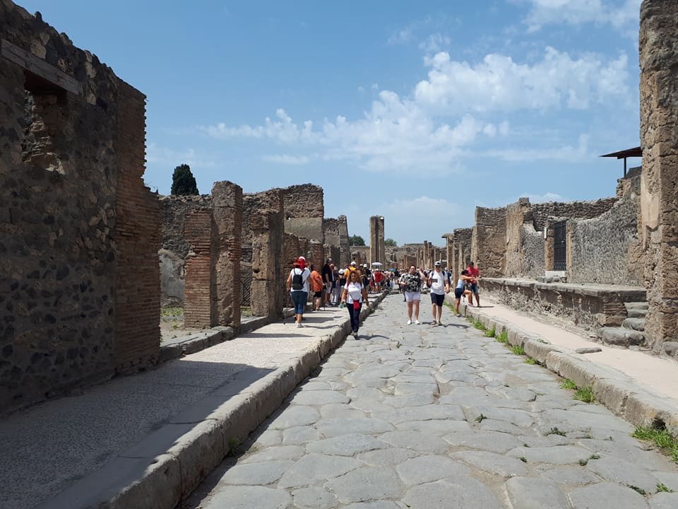 POMPEII RUINES PRIVATE guided tour with transfer service (up to 4 persons) - Photo 16
