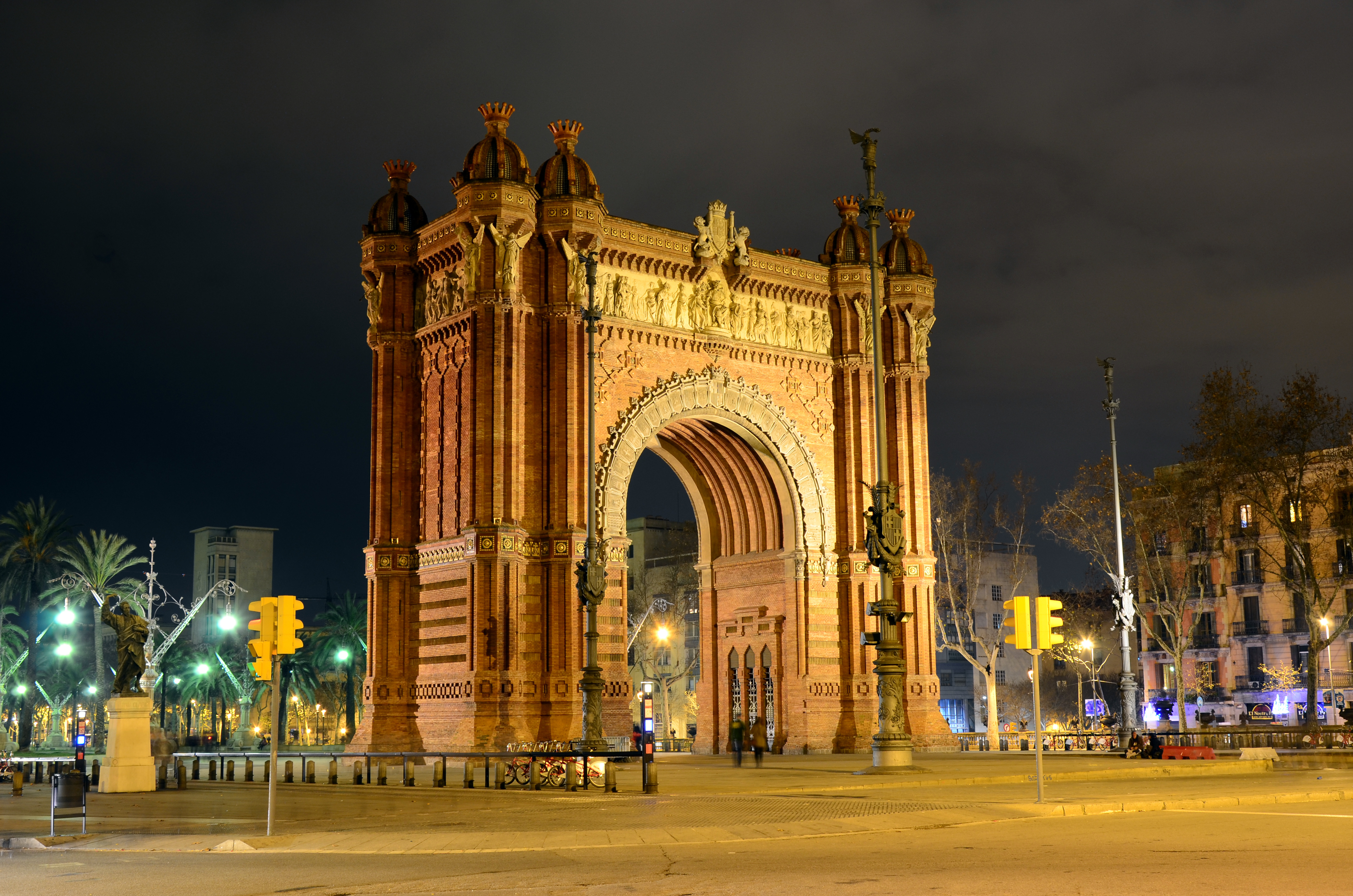 Barcelona Sunset & Night Tour by Sidecar Motorcycle - Photo 6