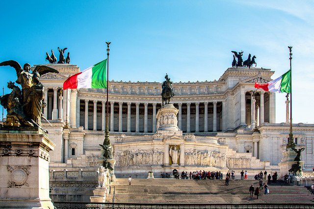 3-Hours Private Sightseeing Tour of Rome by Luxury Vehicle - Photo 2