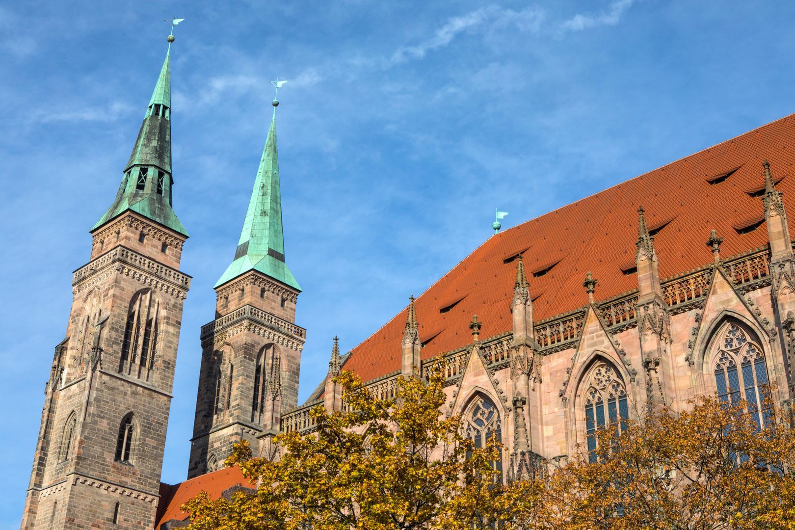 A Walking Audio Tour in Nuremberg: History, Local Cuisine, and Legends
