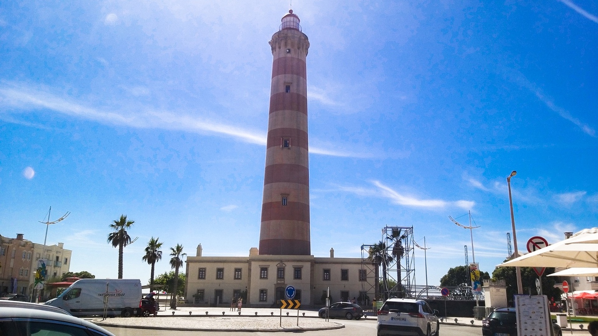 Private Aveiro & Costa Nova Tour from Porto with Ria and Atlantic Villages - Photo 4