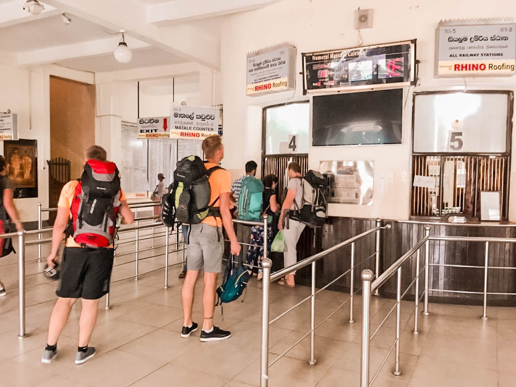 Ella to Kandy Train Tickets (Train № 1006 "Podi Menike")