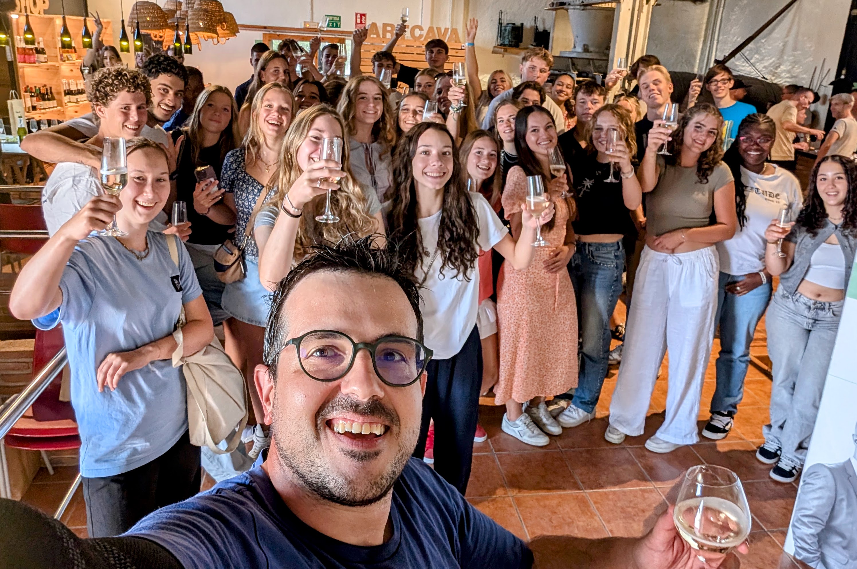 Barcelona: Your Cava, Your Story – Wine workshop experience at Artcava - Photo 11