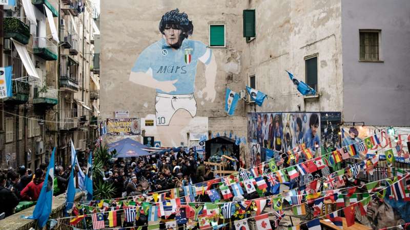 STREET ART TOUR OF SPANISH QUARTERS: on the footsteps of Maradona - Photo 8