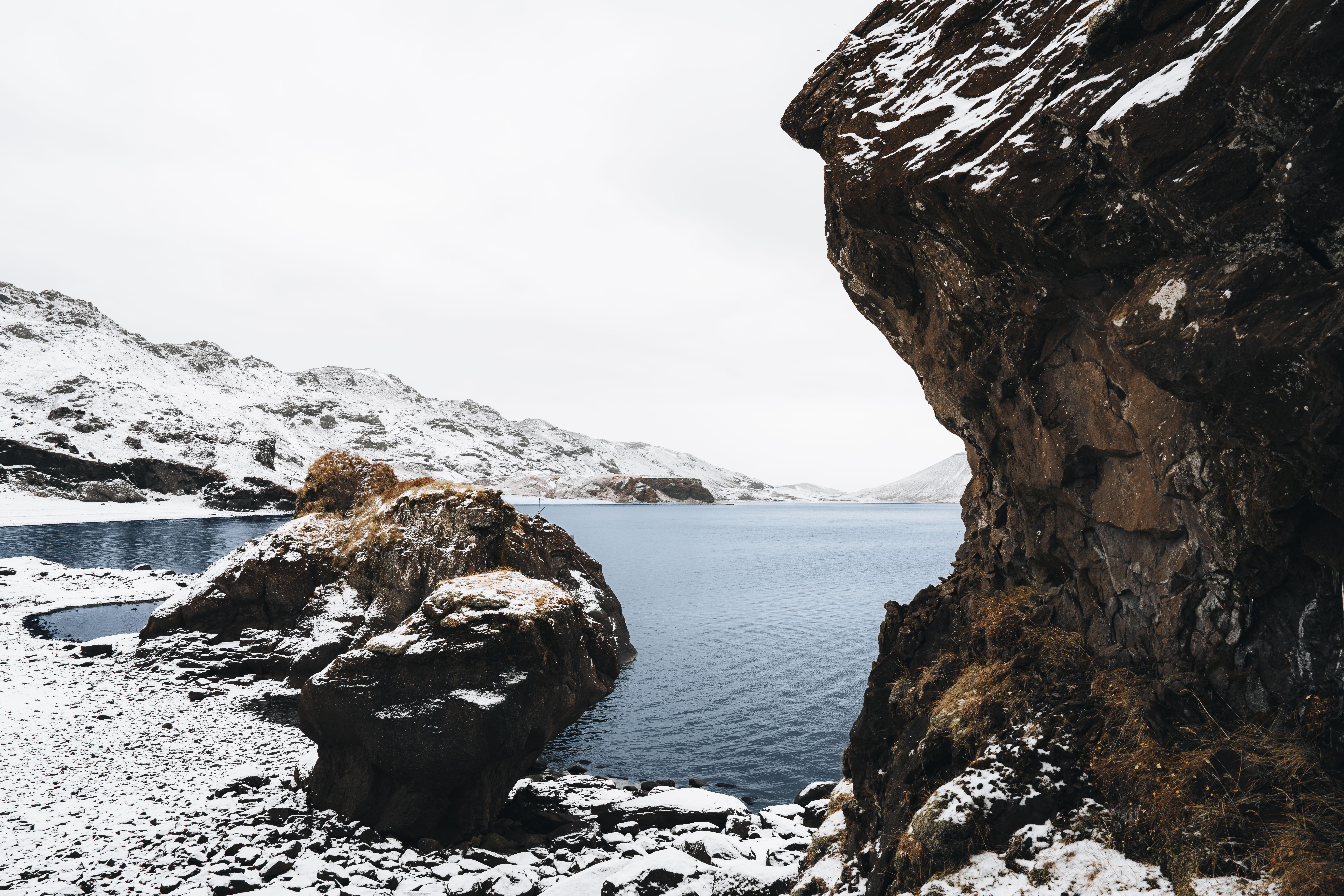 Volcanic Caves and Craters: The Lava Tunnel, Grindavík & Reykjanes Lava Fields Combo Tour - photo 17