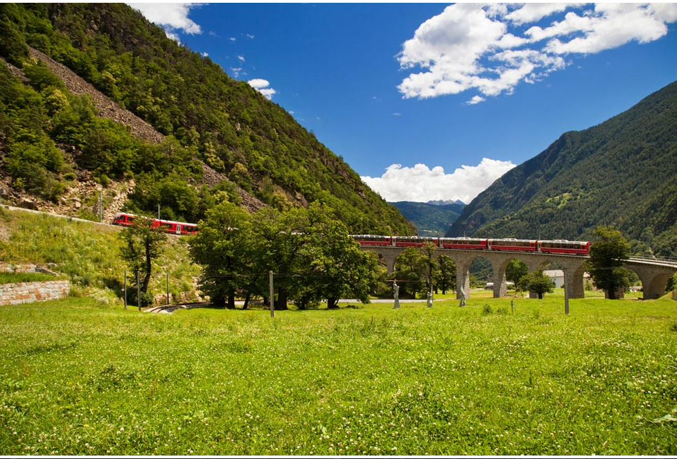 Bernina Red Train and St Moritz full day tour from Milan – Image 3 | WeShare