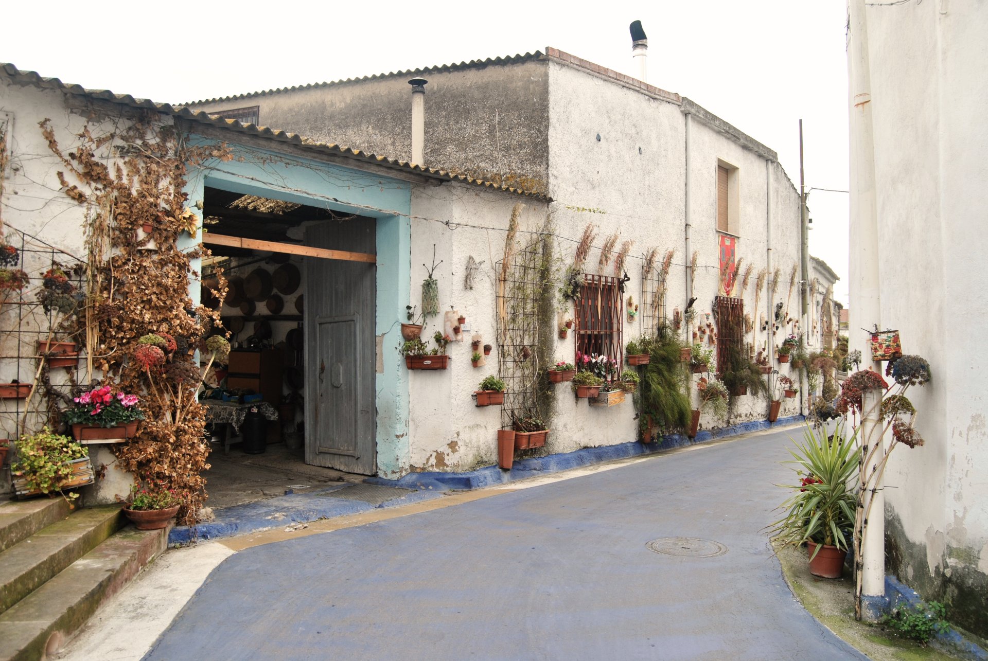 From Cagliari: guided tour of the San Sperate Village-Museum - Photo 3
