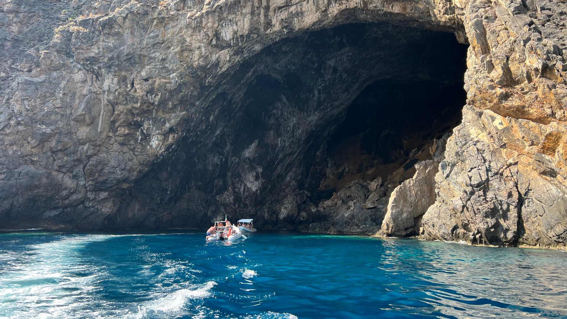 From Buggerru: dinghy tour to Pan di Zucchero and Porto Flavia - Photo 7