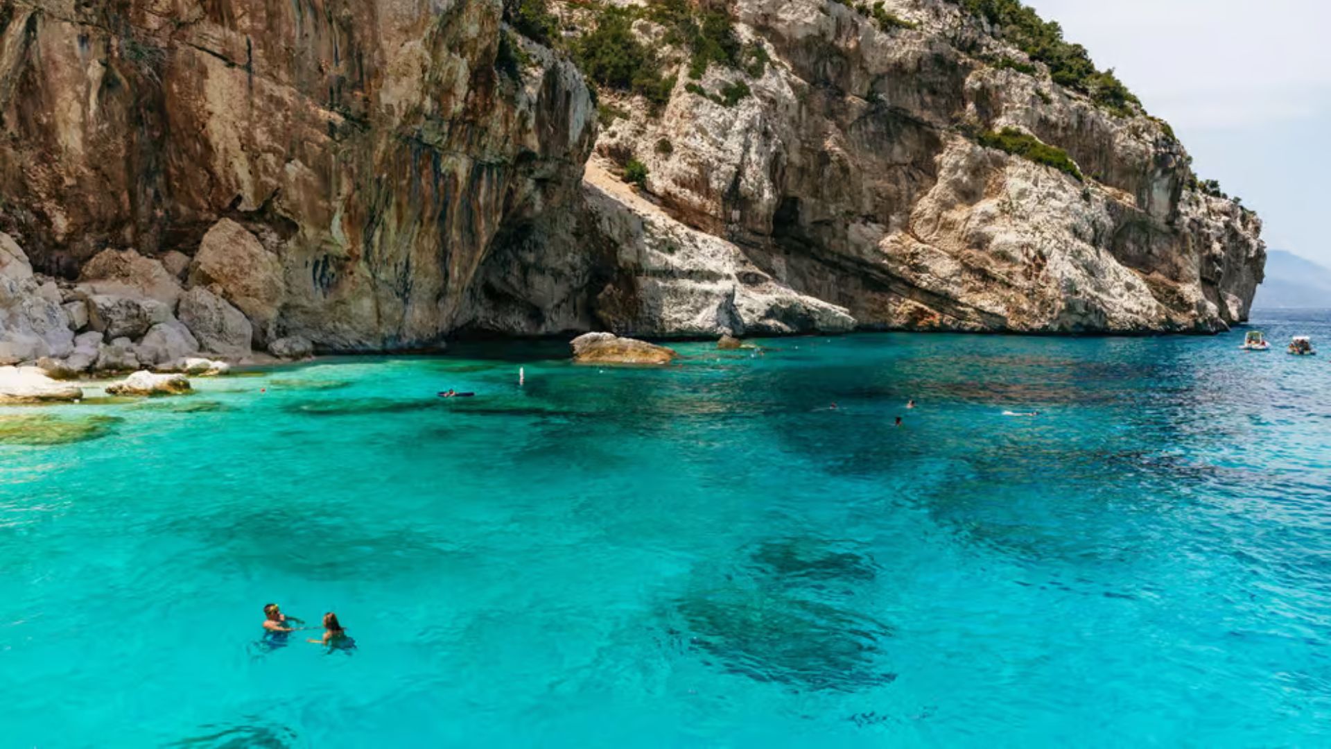 From Cala Gonone: dinghy trip in the Gulf of Orosei  - Photo 14