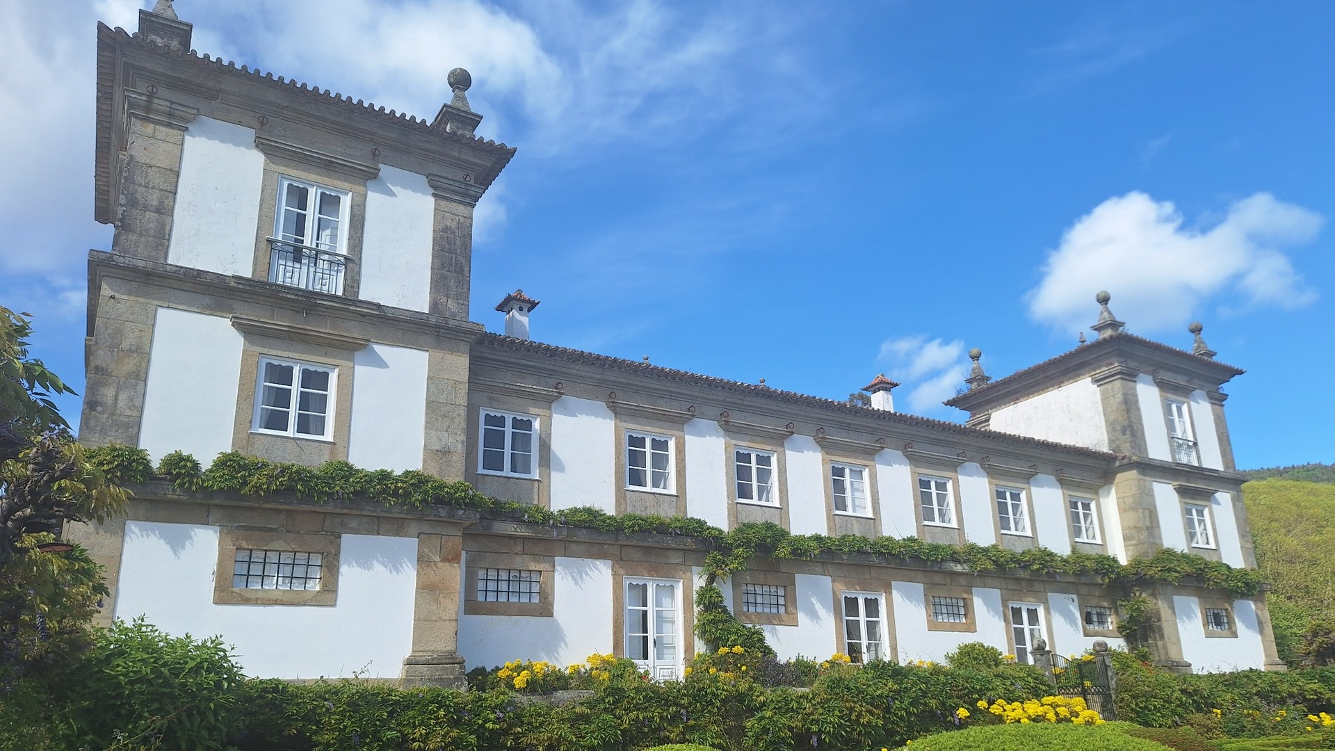 Private Ponte de Lima & Green Wine Estate Tour from Porto - Photo 10