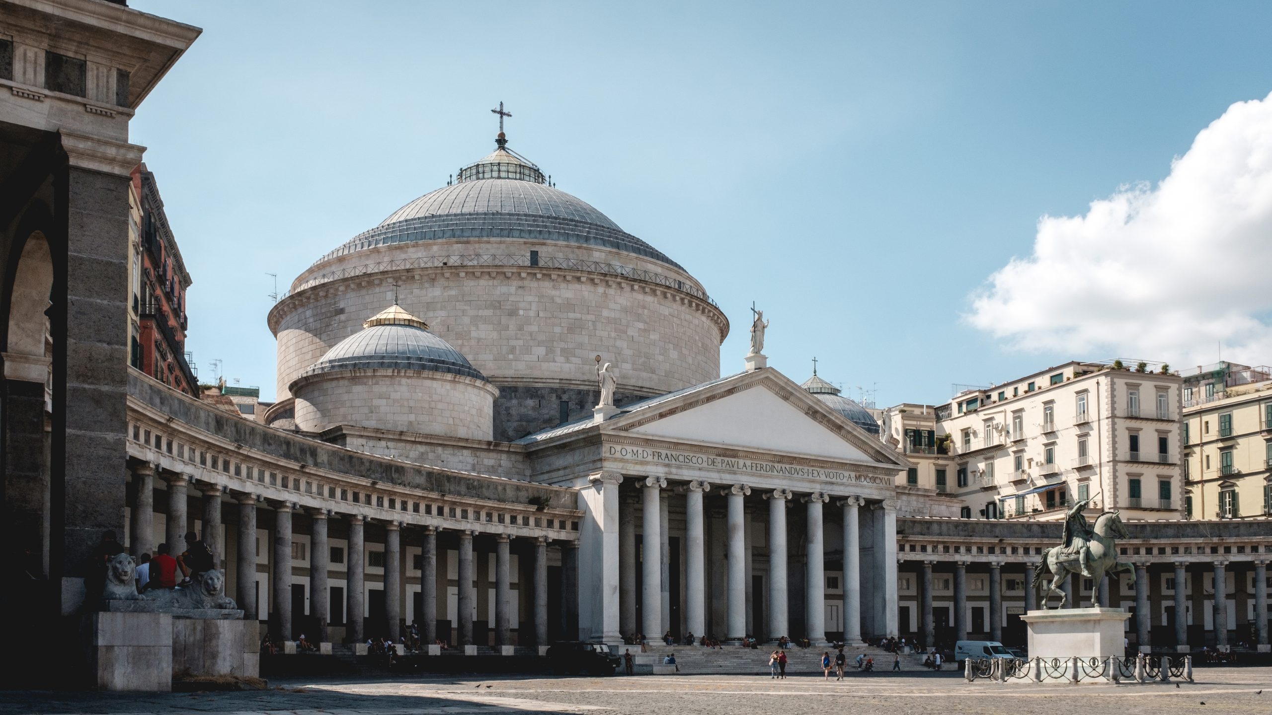NAPLES HYSTORICAL CENTRE  with UNDERGROUND RUINS complete guided tour (ita/engl/span) - Photo 7