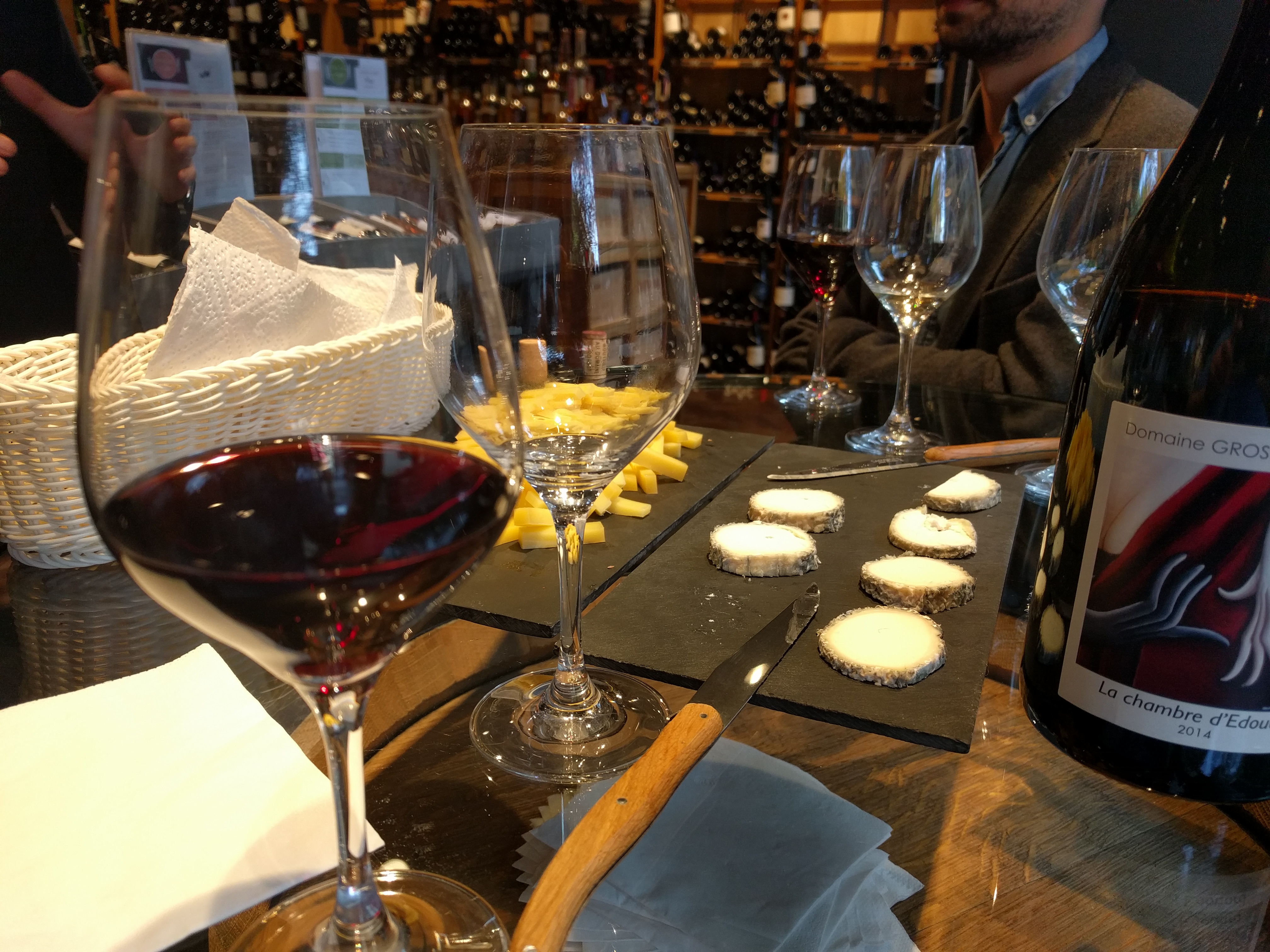 Wine and Cheese Tasting in Paris – Image 4 | WeShare