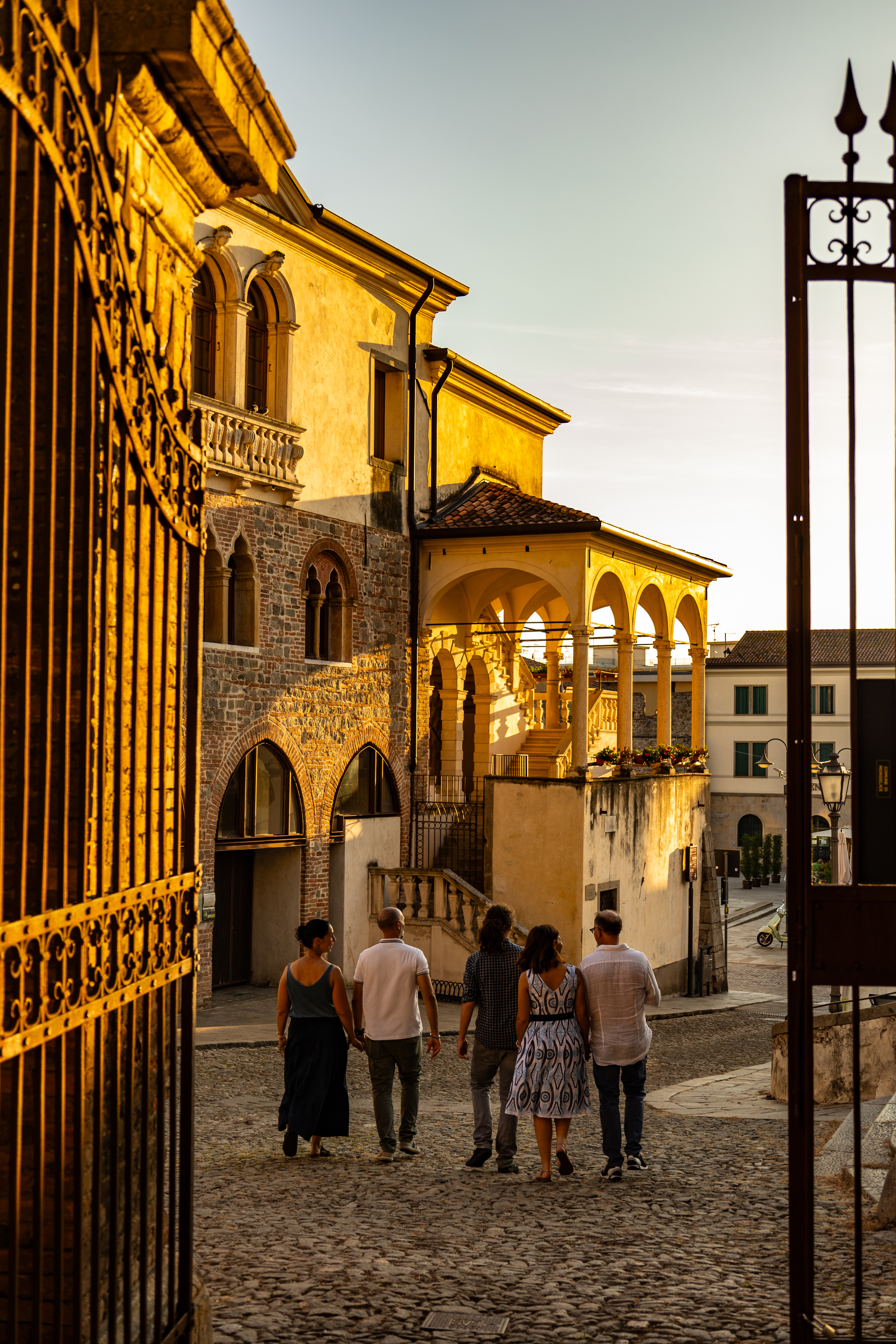 From Padua, Tour to the Walled City of Monselice - Photo 3