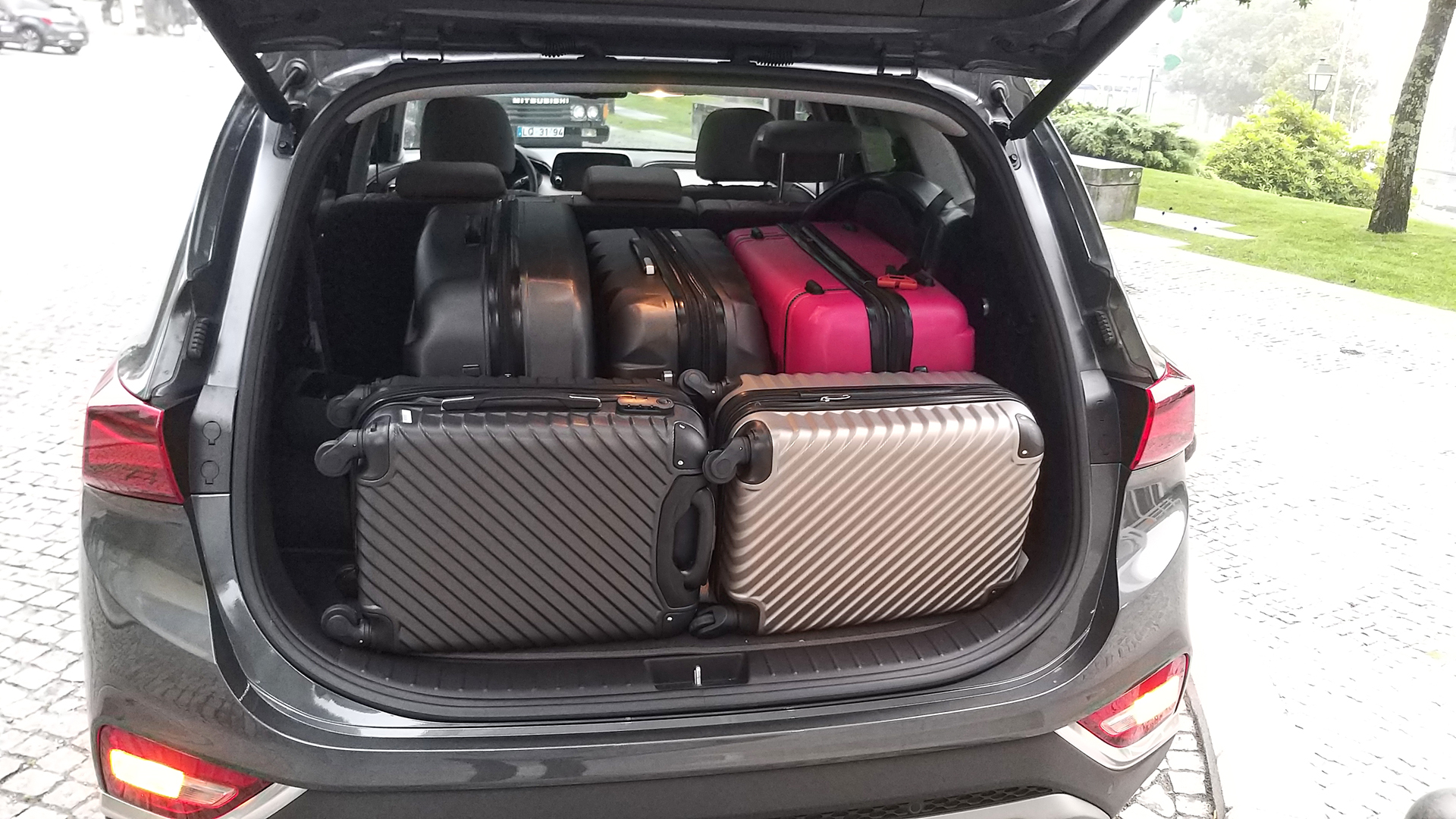 Private car transfer from Porto to Guimarães - Photo 21