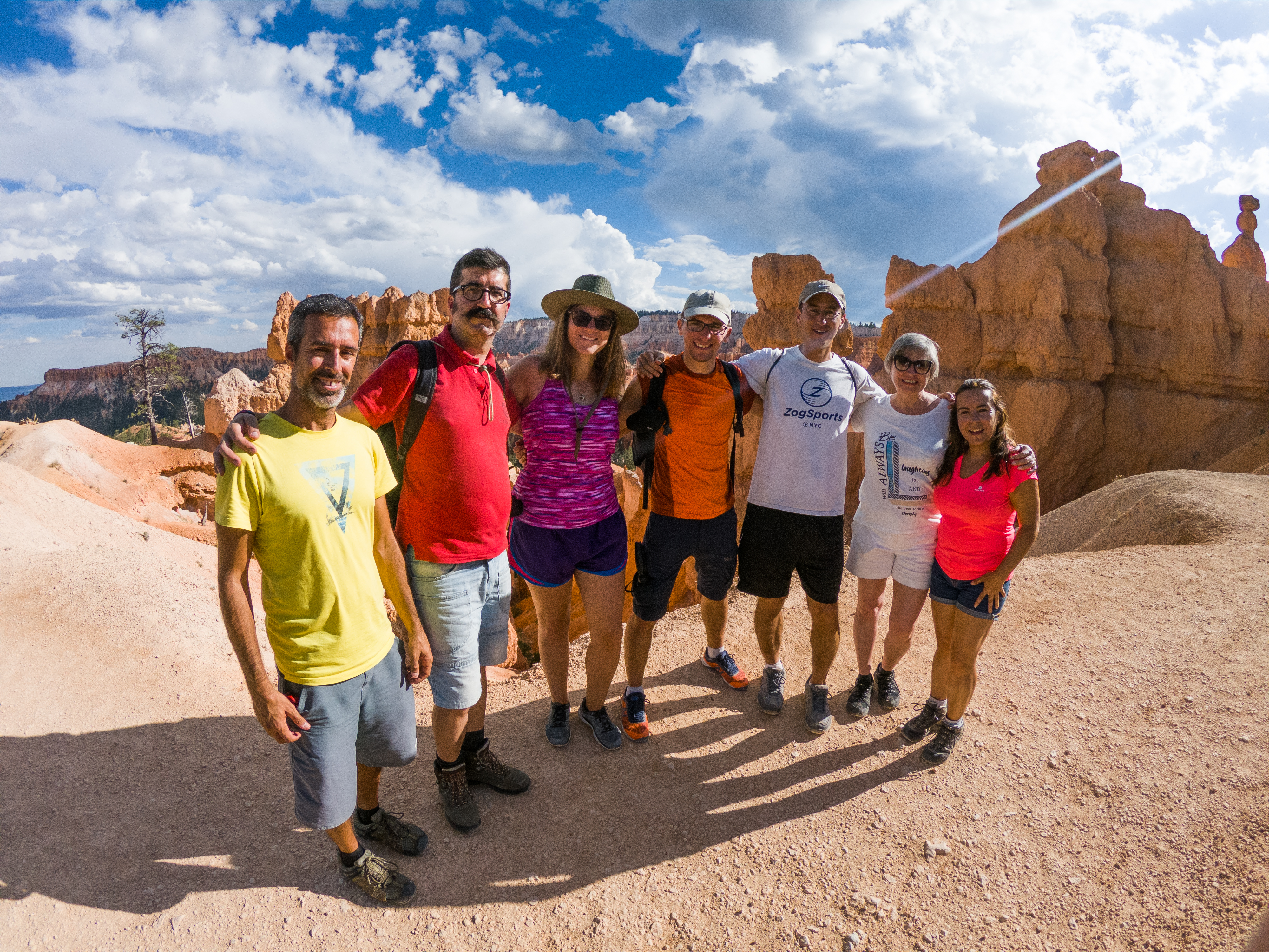 7-Day National Parks Tour: Zion, Bryce Canyon, Monument Valley and Grand Canyon South Rim with Camping (SWHCAMP) - Alojamientos en Las Vegas (Nevada)