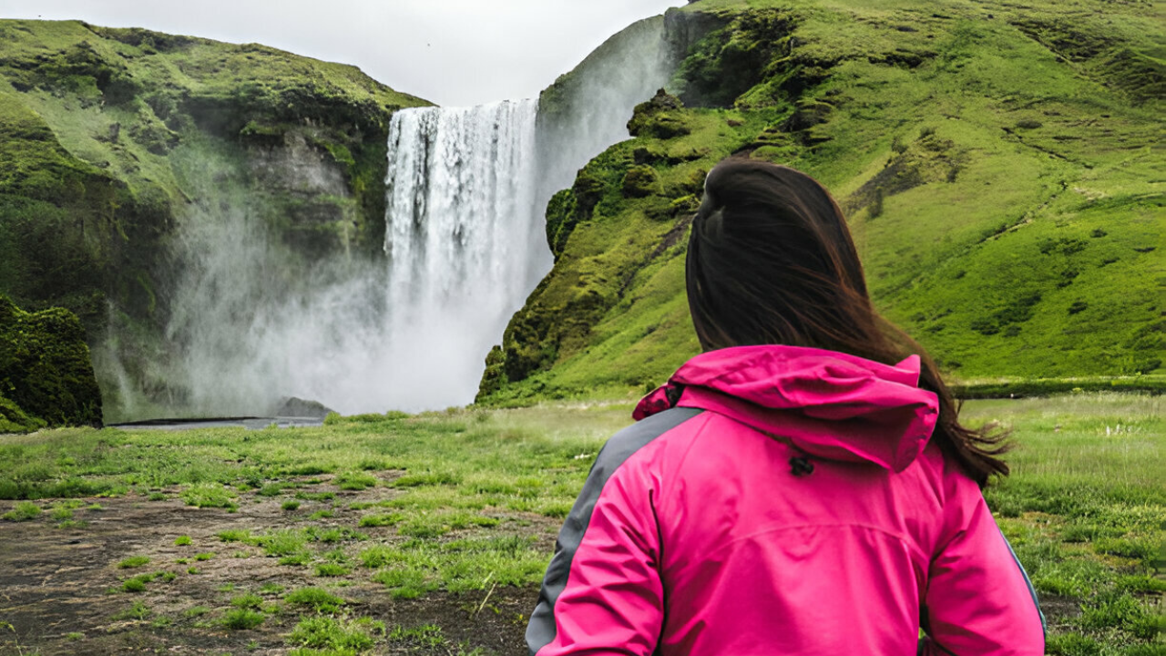 Costa Sur y Cascadas de Islandia en Español en Grupo Reducido con Recogida - Alojamientos en Reikiavik
