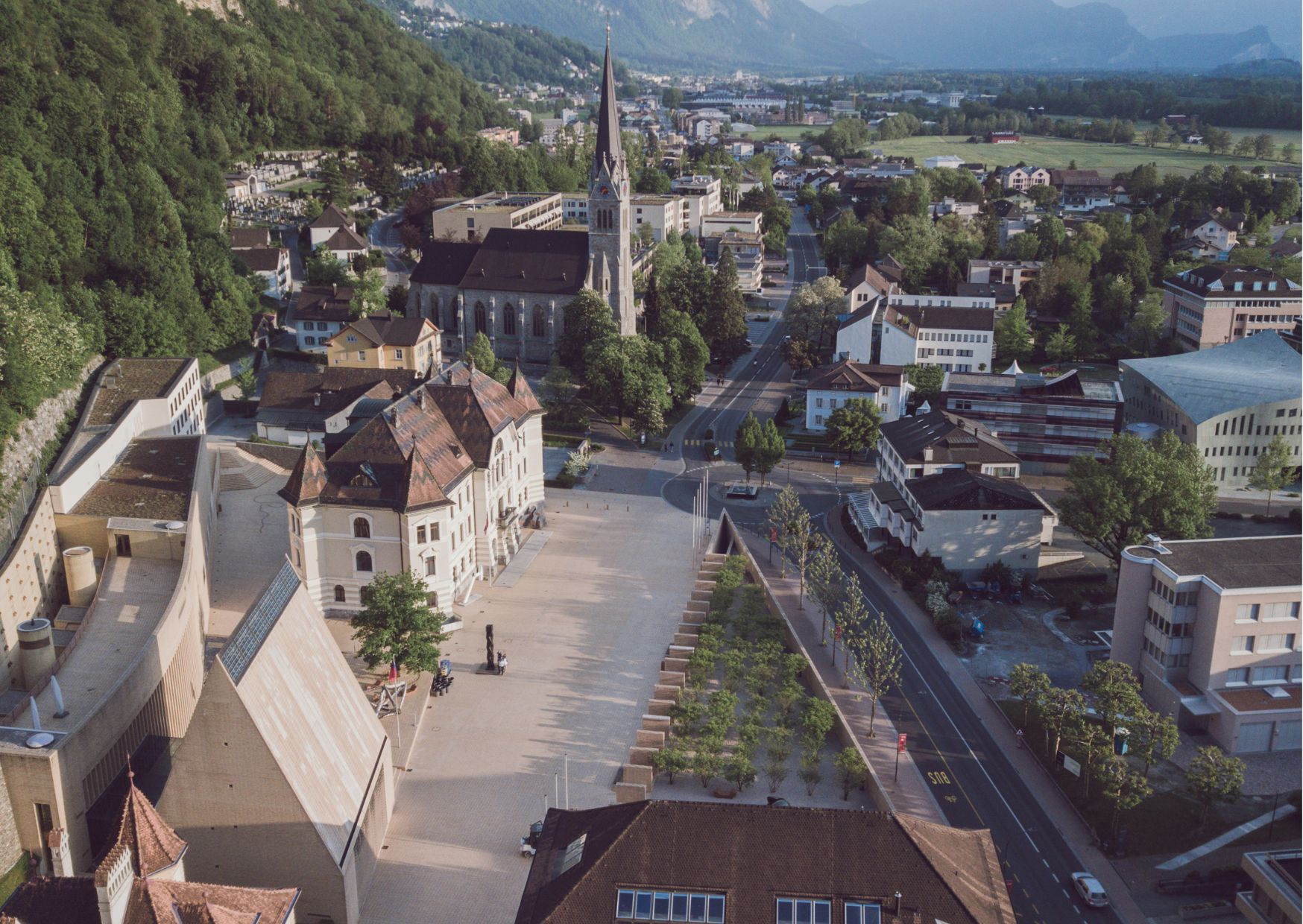 Zurich: Private Car Tour to 4 Countries in a Day with Rhine Falls - Photo 9