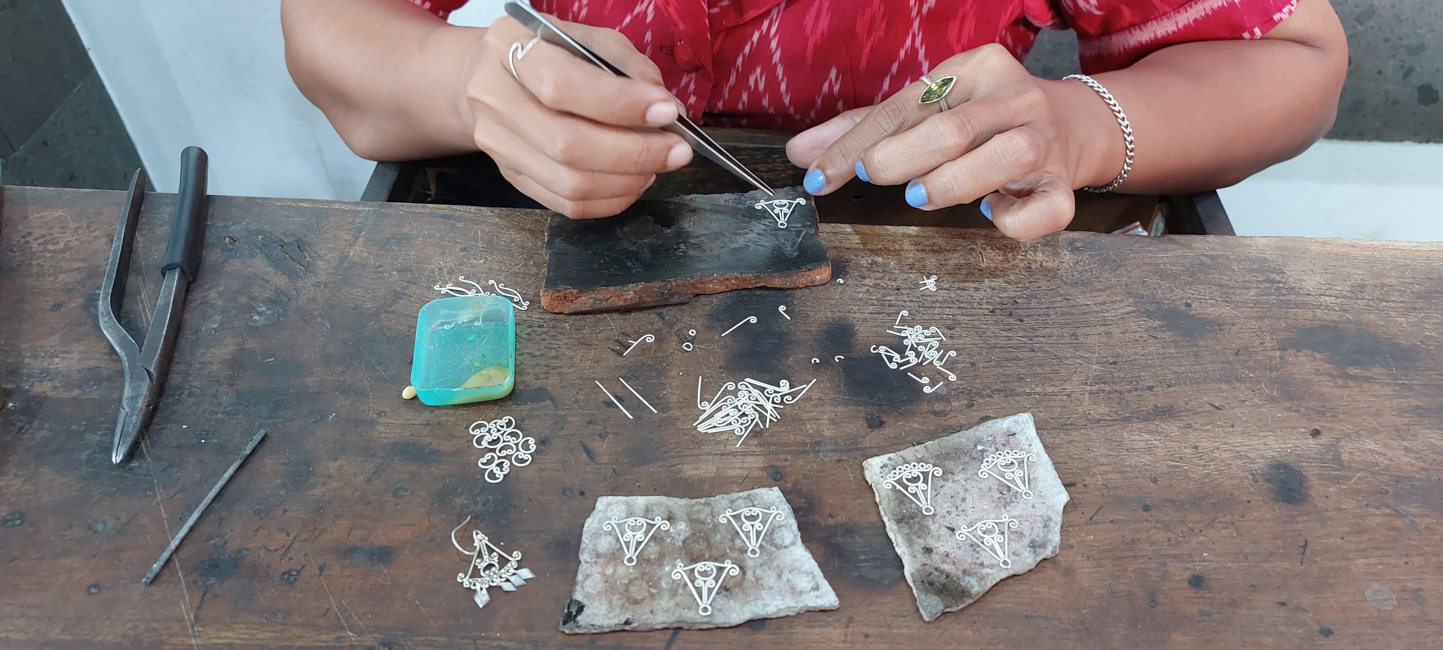 Clase de joyería de plata de Bali con tu propio diseño durante 3 horas - Foto 3