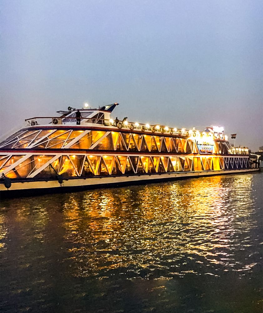 TH Exclusives: Cairo Walk, Cruise & Dinner tour TH Exclusives: Cairo Walk, Cruise & Dinner tour