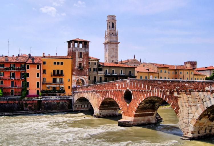 Verona Private Walking Tour with Arena Access & Juliet’s Balcony - Photo 9