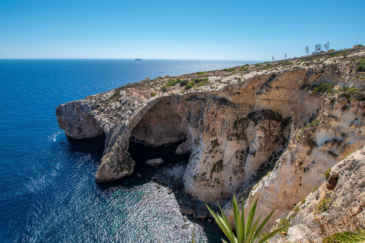 Tour to Blue Grotto and Marsaxlokk Market with Pick Up - Accommodations in Valletta