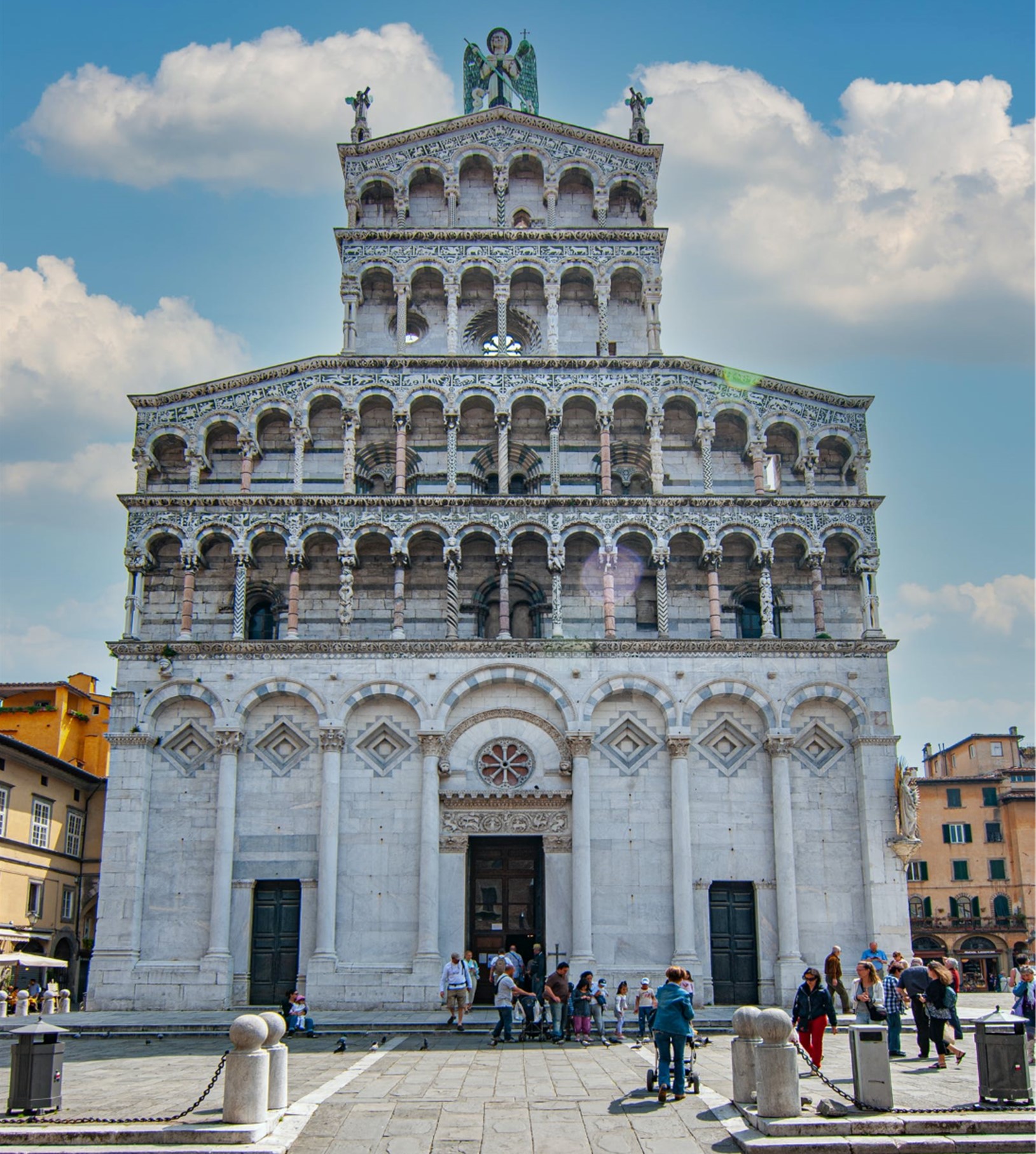 Private Half-Day Tour of Lucca: exploring the city with its great Medieval Walls - Photo 4