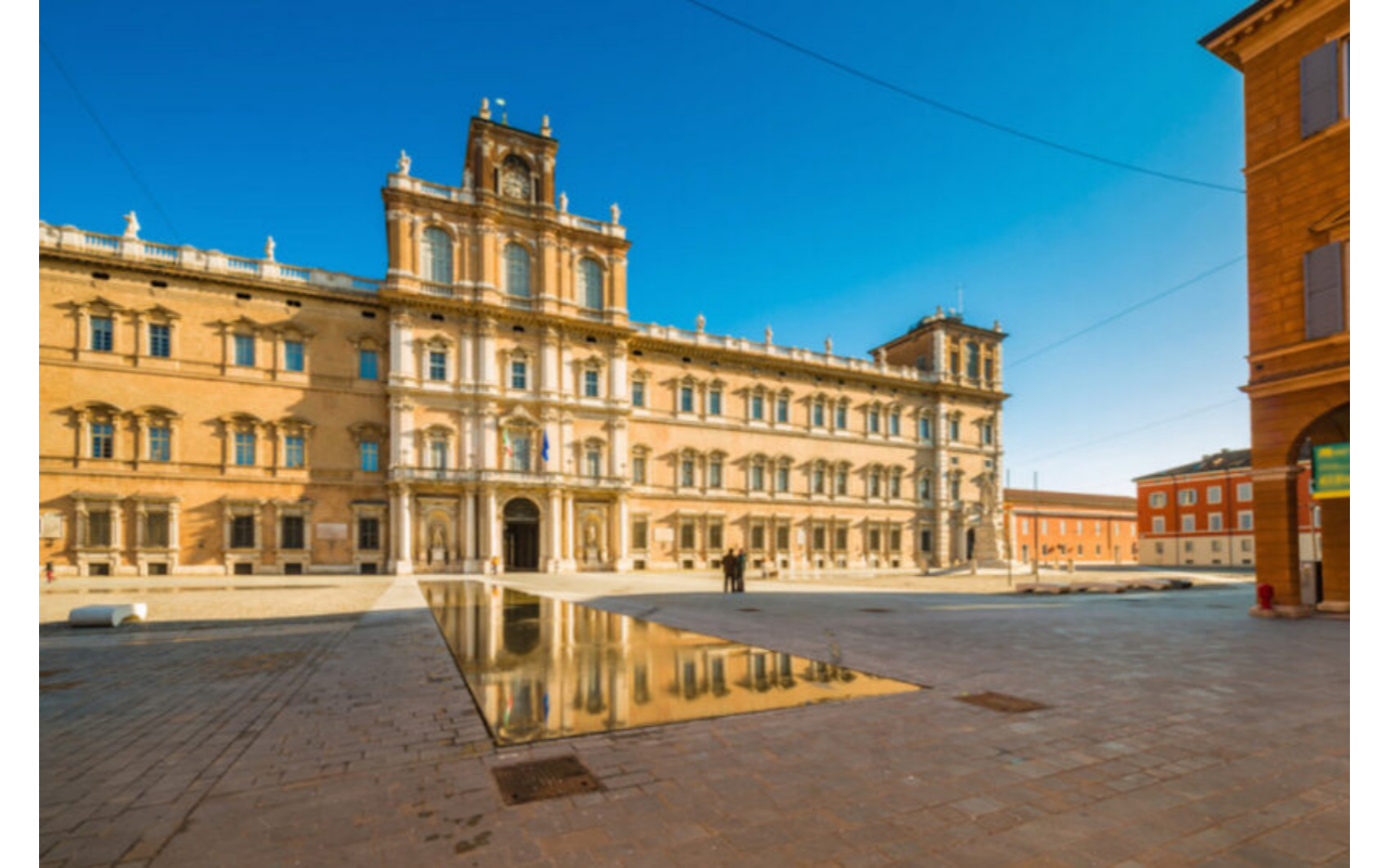 Modena Private Walking Tour - Photo 4