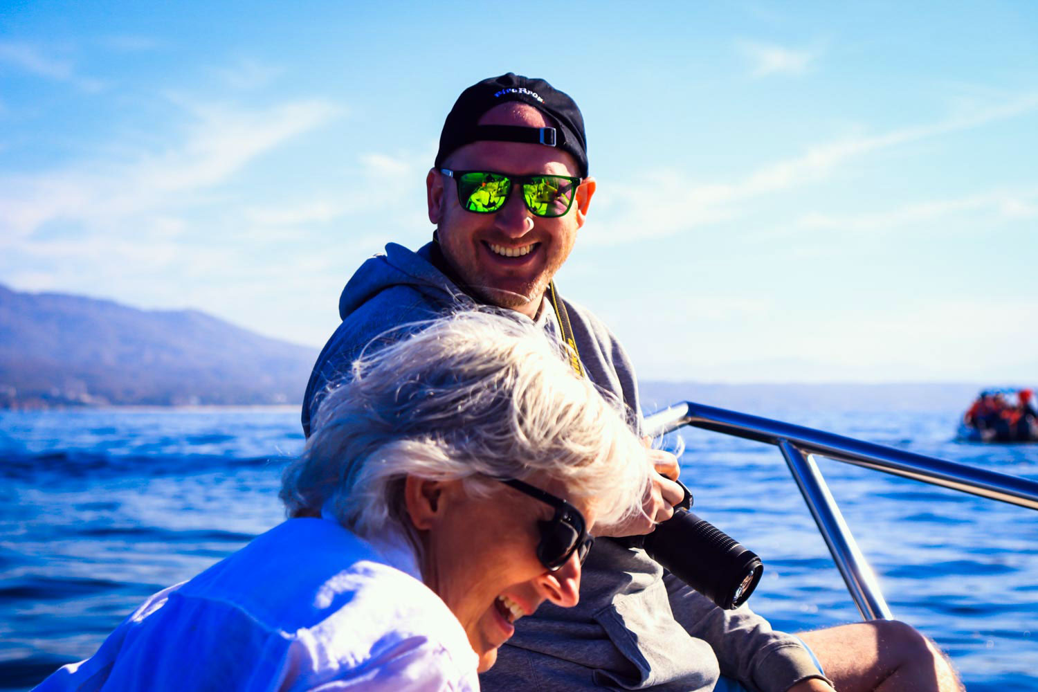 Chica Super Panga 30' Private Boat Tour Upto 10 People — 18/24