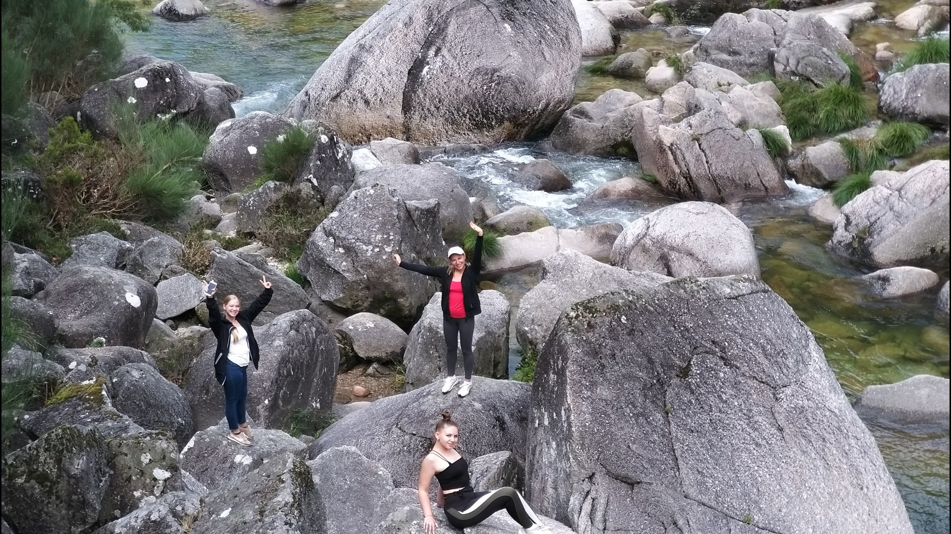 Private Gerês Tour from Porto: Waterfalls, Viewpoints and Thermal Villages - Photo 6