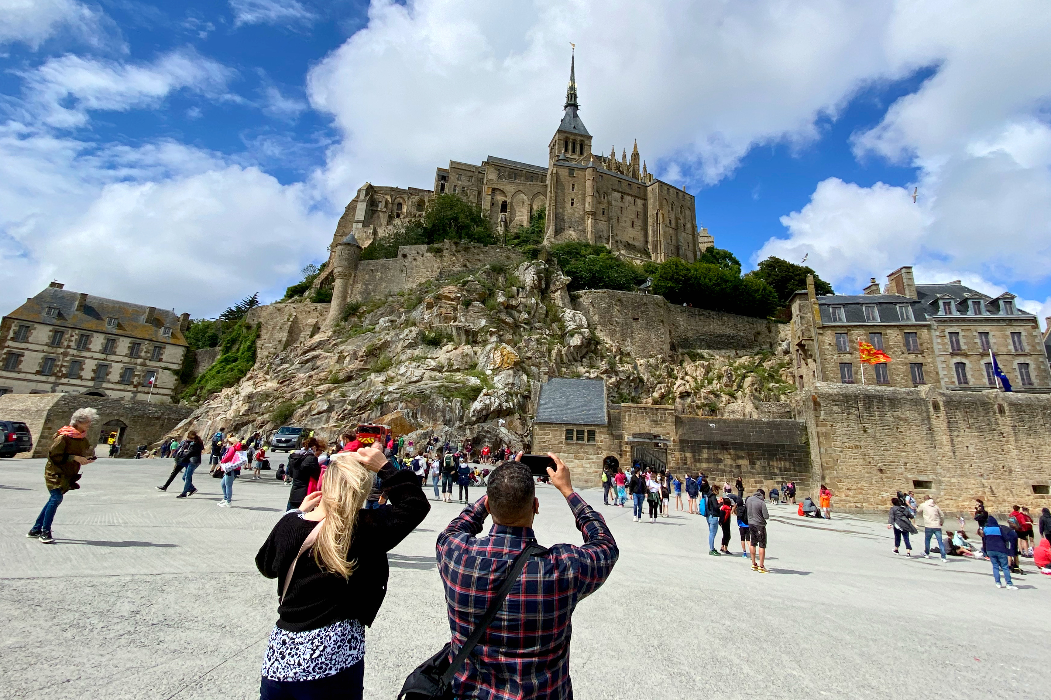 3-day Normandy, D-Day, Mont Saint-Michel, 3 Loire Castles Small-group by Minivan. - Photo 60