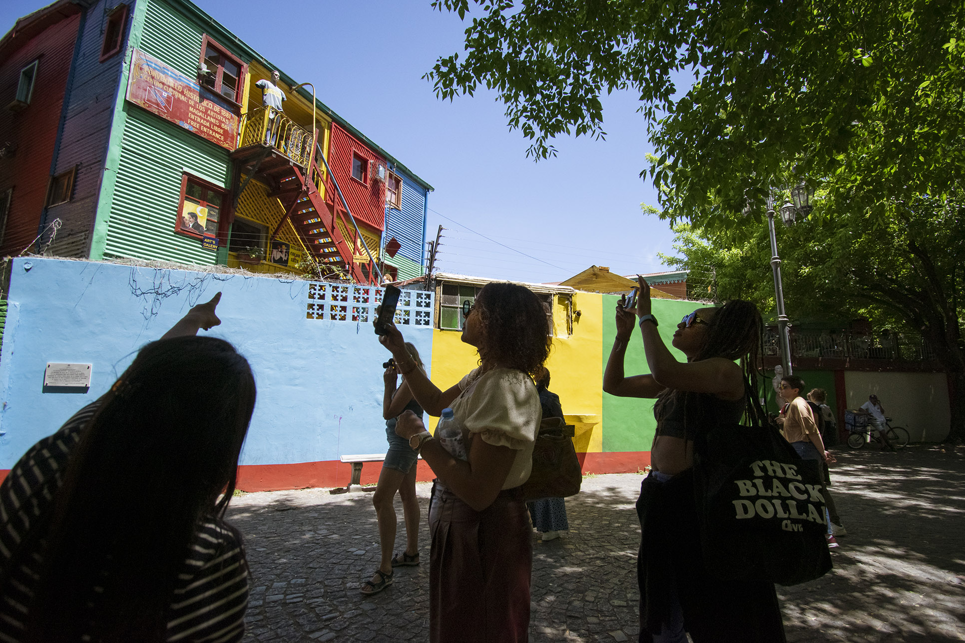 Tour de fútbol a pie en La Boca: visita el estadio La Bombonera - Foto 4