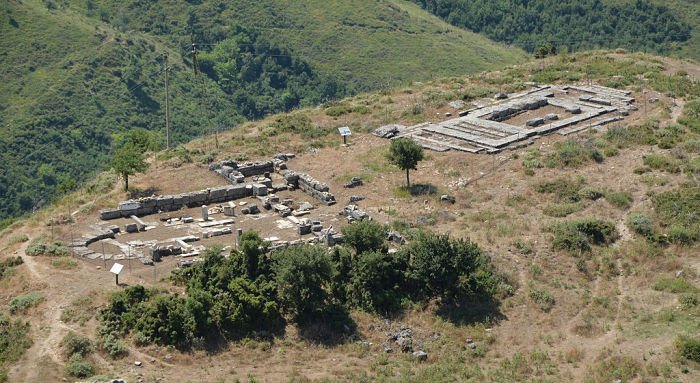 Discover Vlora and visit the Archaeological Park of Amantia - Photo 3