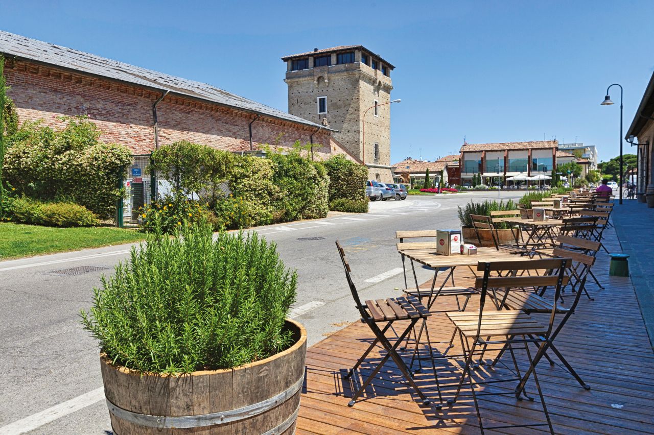Museum of Salt and typical aperitif with tasting of local product - Photo 4