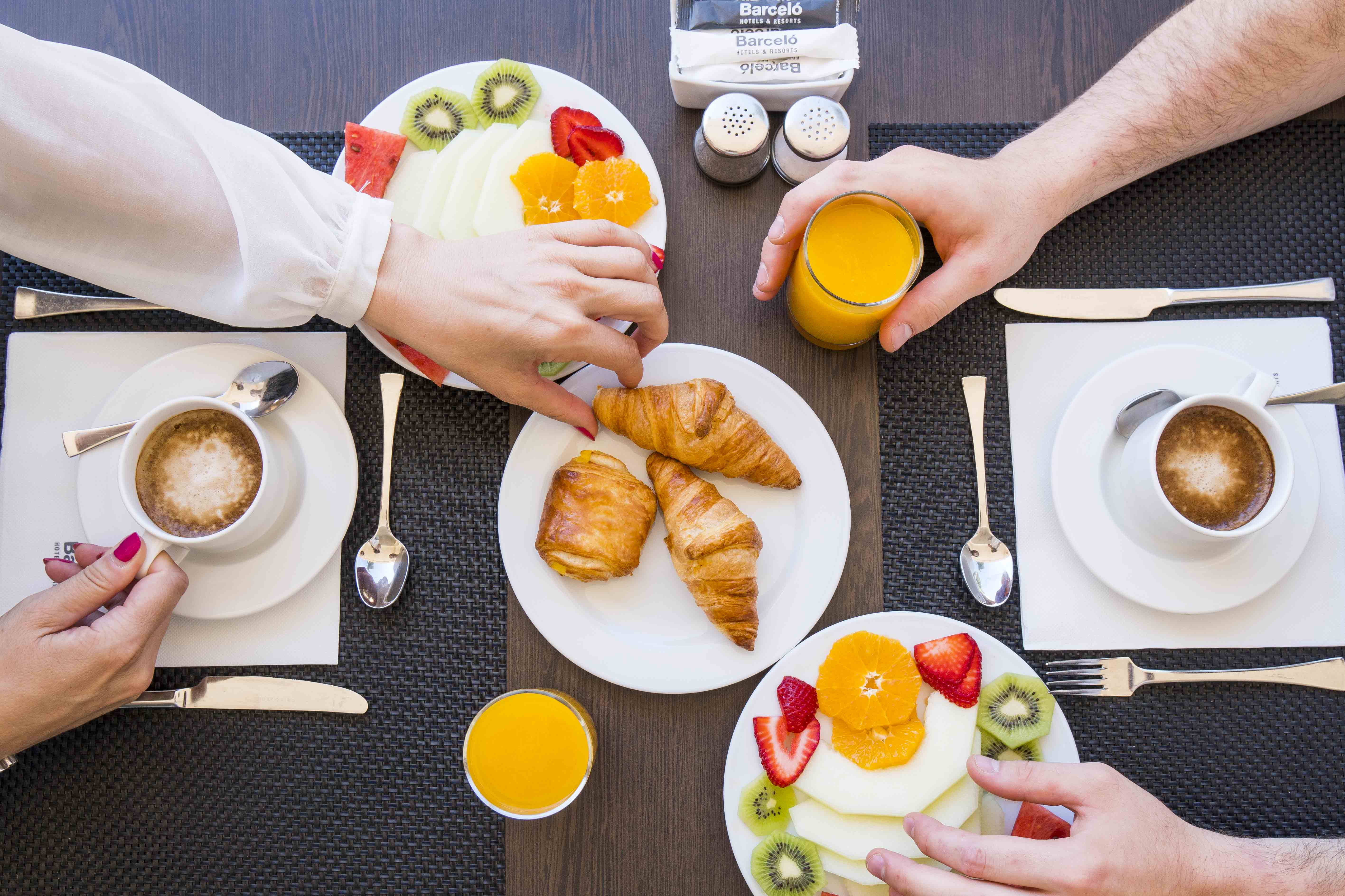 Mañana de bienestar: desayuno, spa y masaje frente al mar