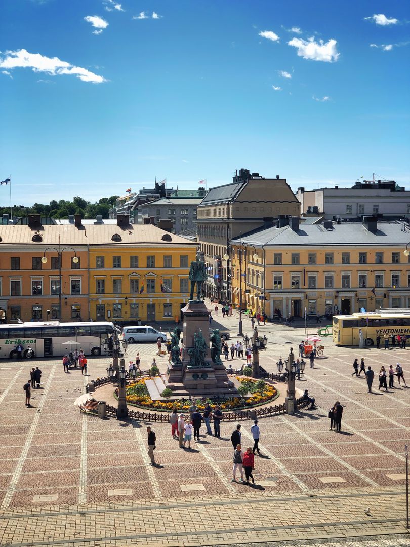 Helsinki: Walking Audio Tour on Mobile App