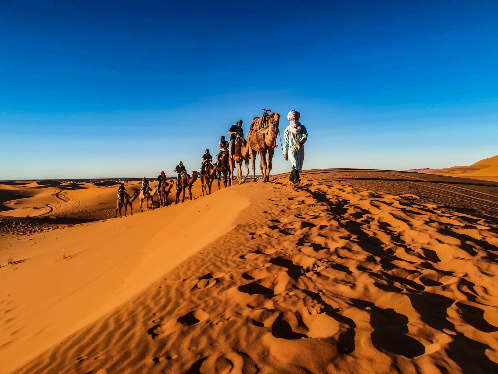 Viaje de 3 días y 2 noches desde Fez hasta Marrakech a través del desierto del Sahara (Merzouga)