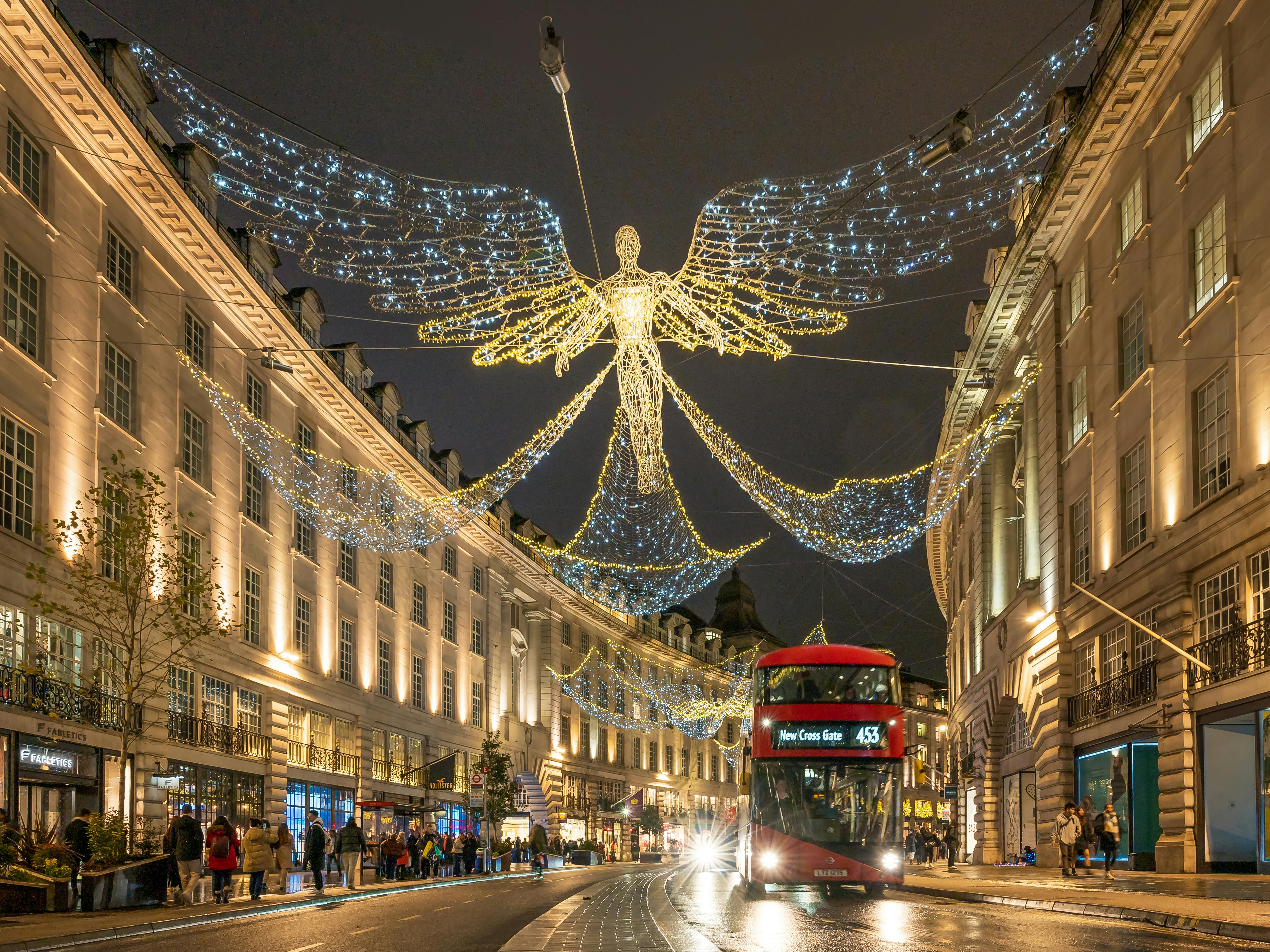 Festive London: Christmas Lights & Holiday Sights Walking Tour – Image 1 | WeShare