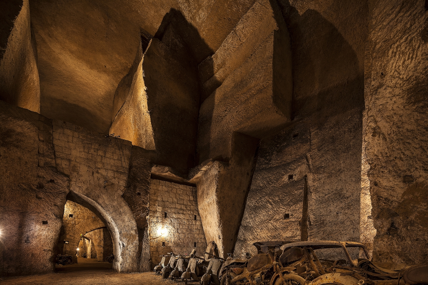 Naples walking tour and street food with Bourbon Tunnel tour - Photo 3