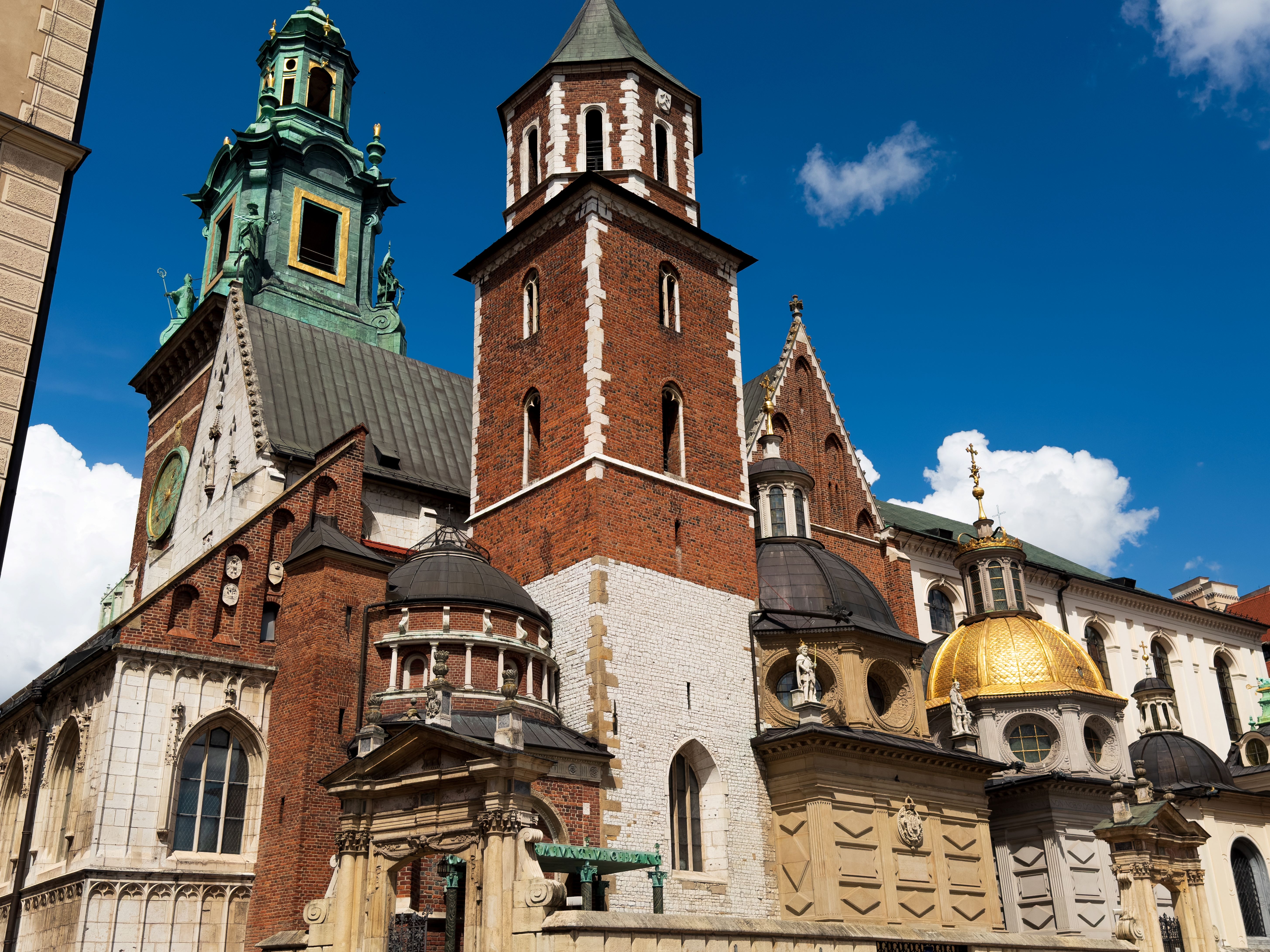  Krakow: Wawel Castle, Cathedral and Wieliczka Salt Mine Guided Tour with Lunch