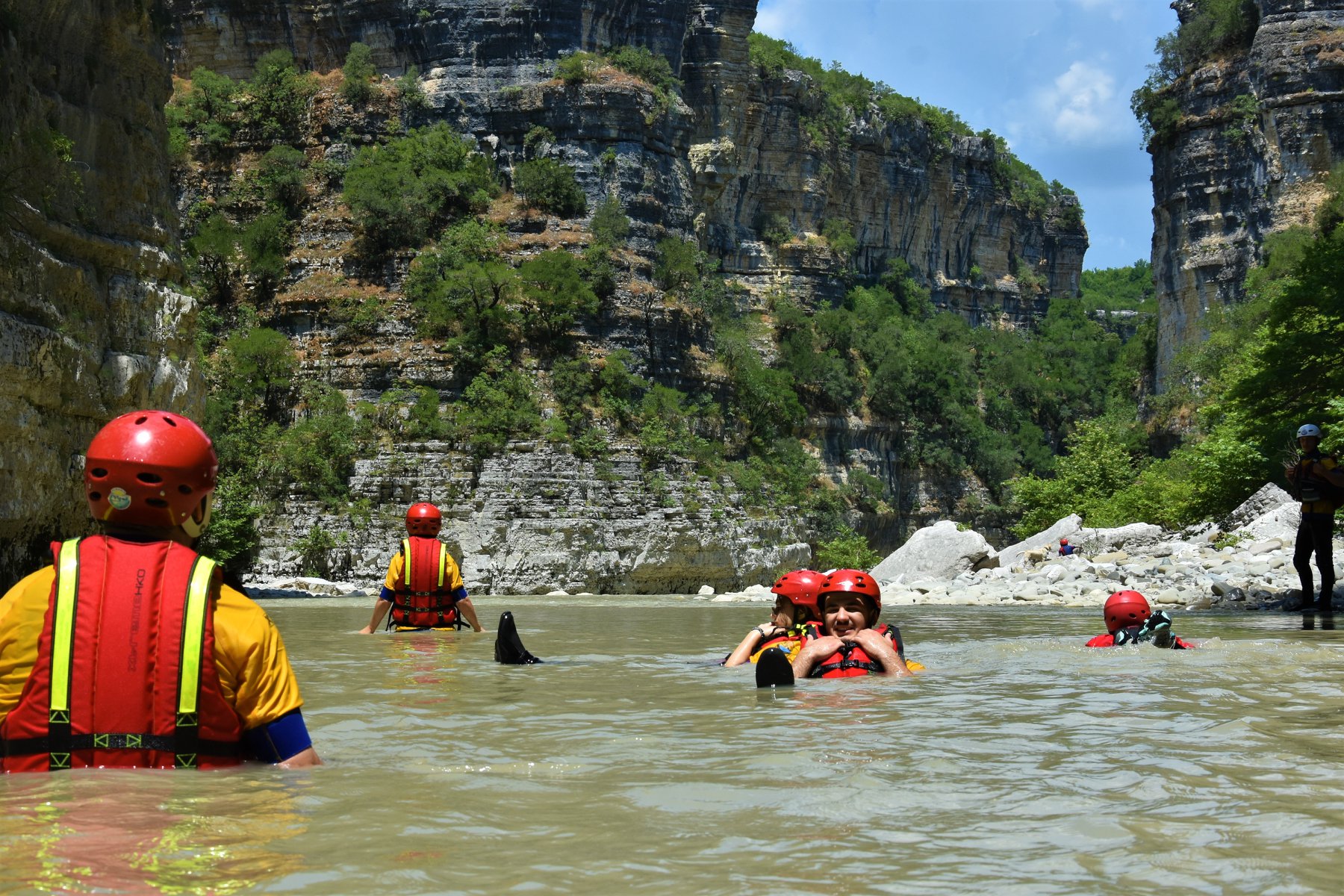 River hiking in the Osumi Canyons - Photo 2