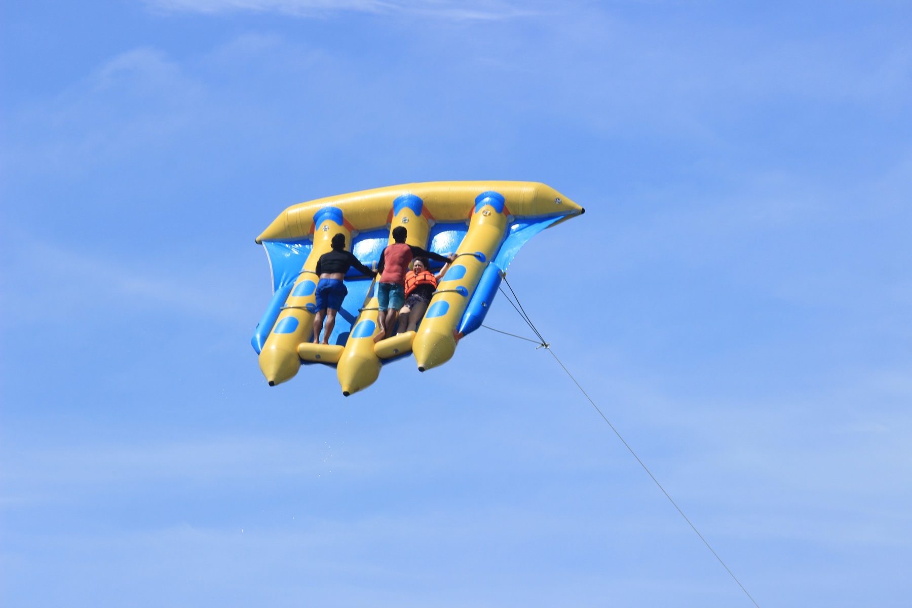 Experiencia de paseo en tubing con deportes acuáticos, peces voladores y paseo marítimo en Nusa Dua Marine - Foto 5