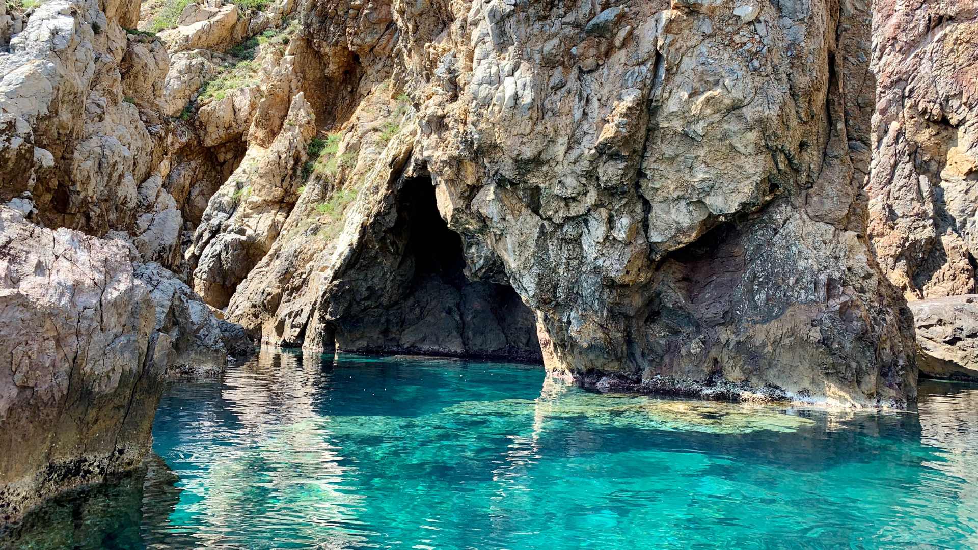 From Buggerru: dinghy tour to Pan di Zucchero and Porto Flavia - Photo 16