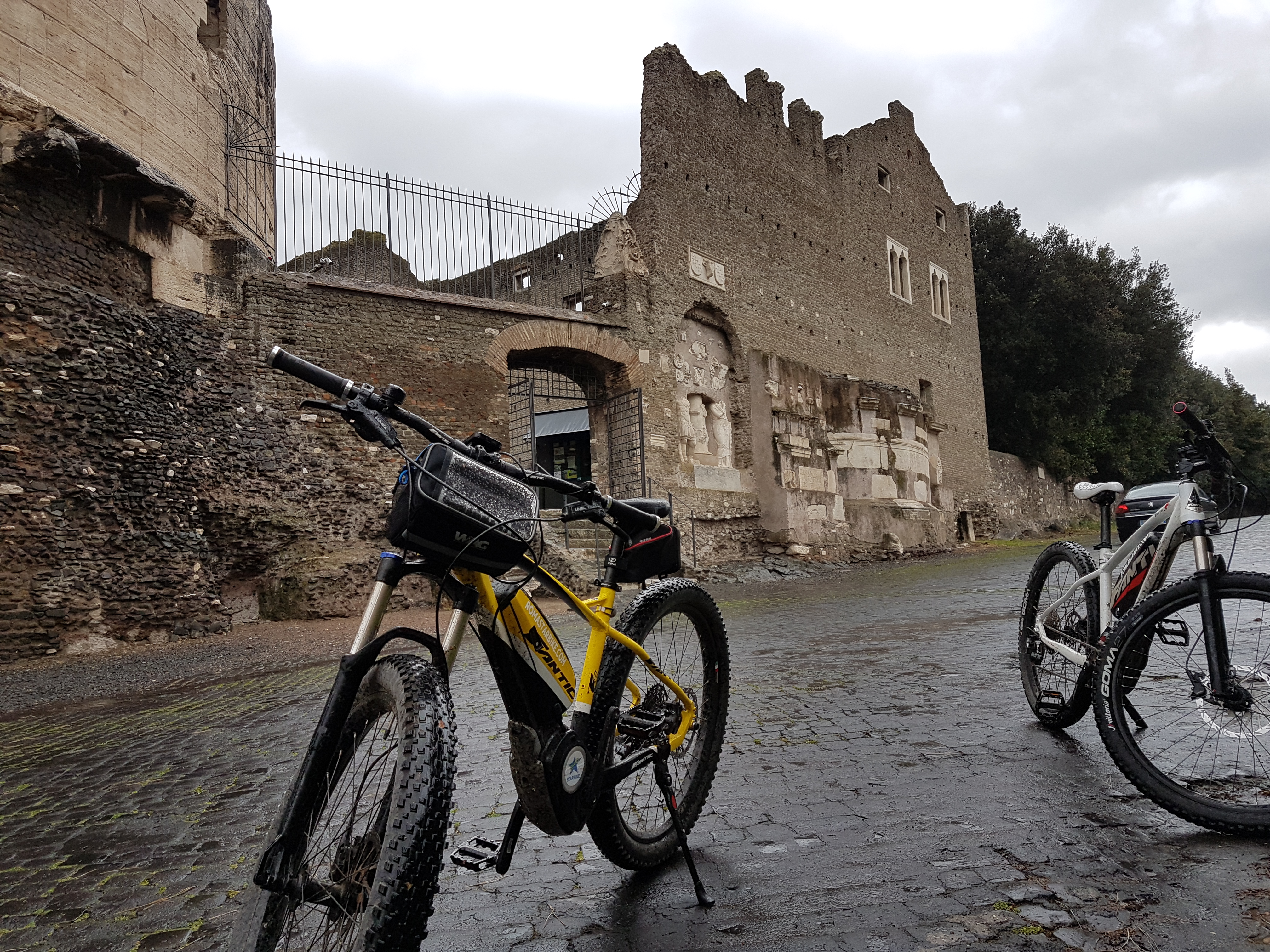 Appian Way Bike Tour through Parks and History | Private Nature Experience - Photo 9