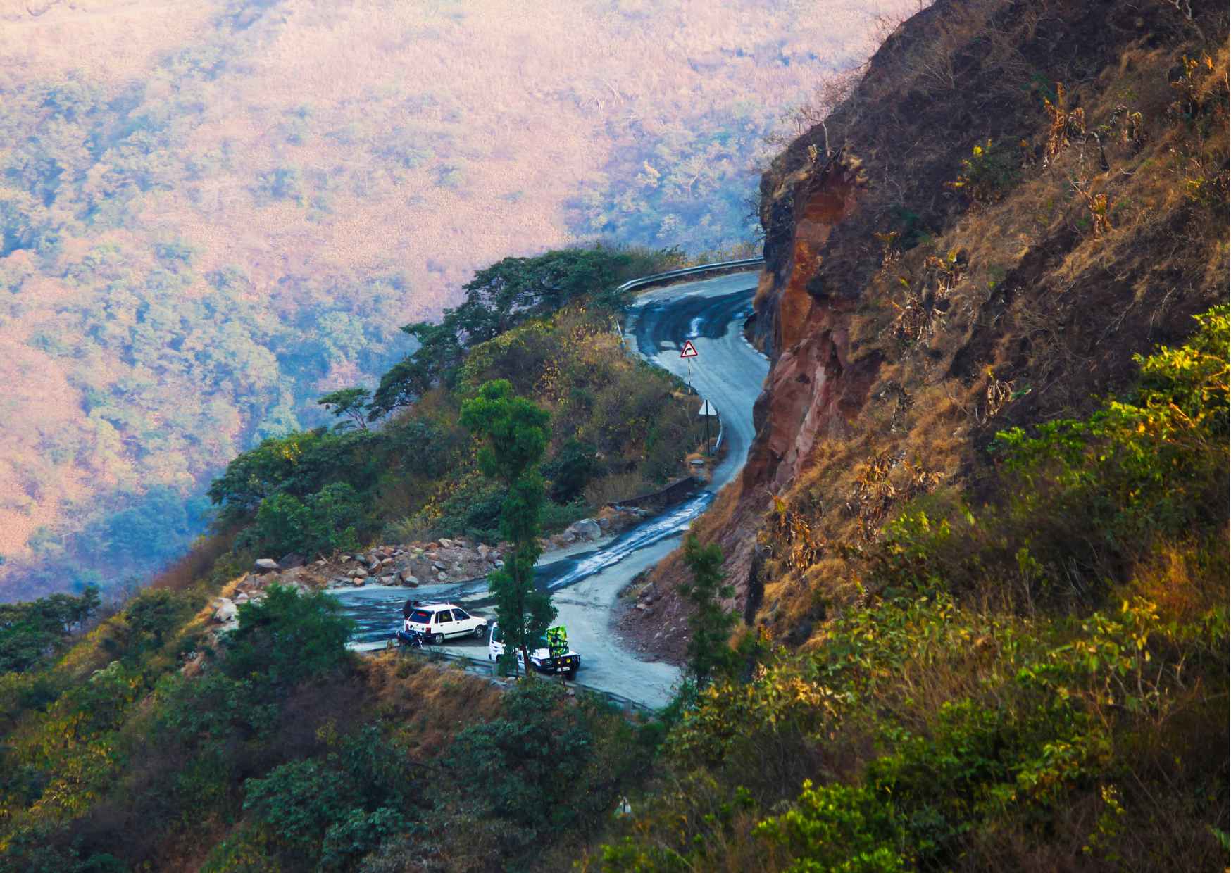Day Trip to Pune-Sinhagad Fort (Guided Fullday Sightseeing Tour from Mumbai) - Photo 7
